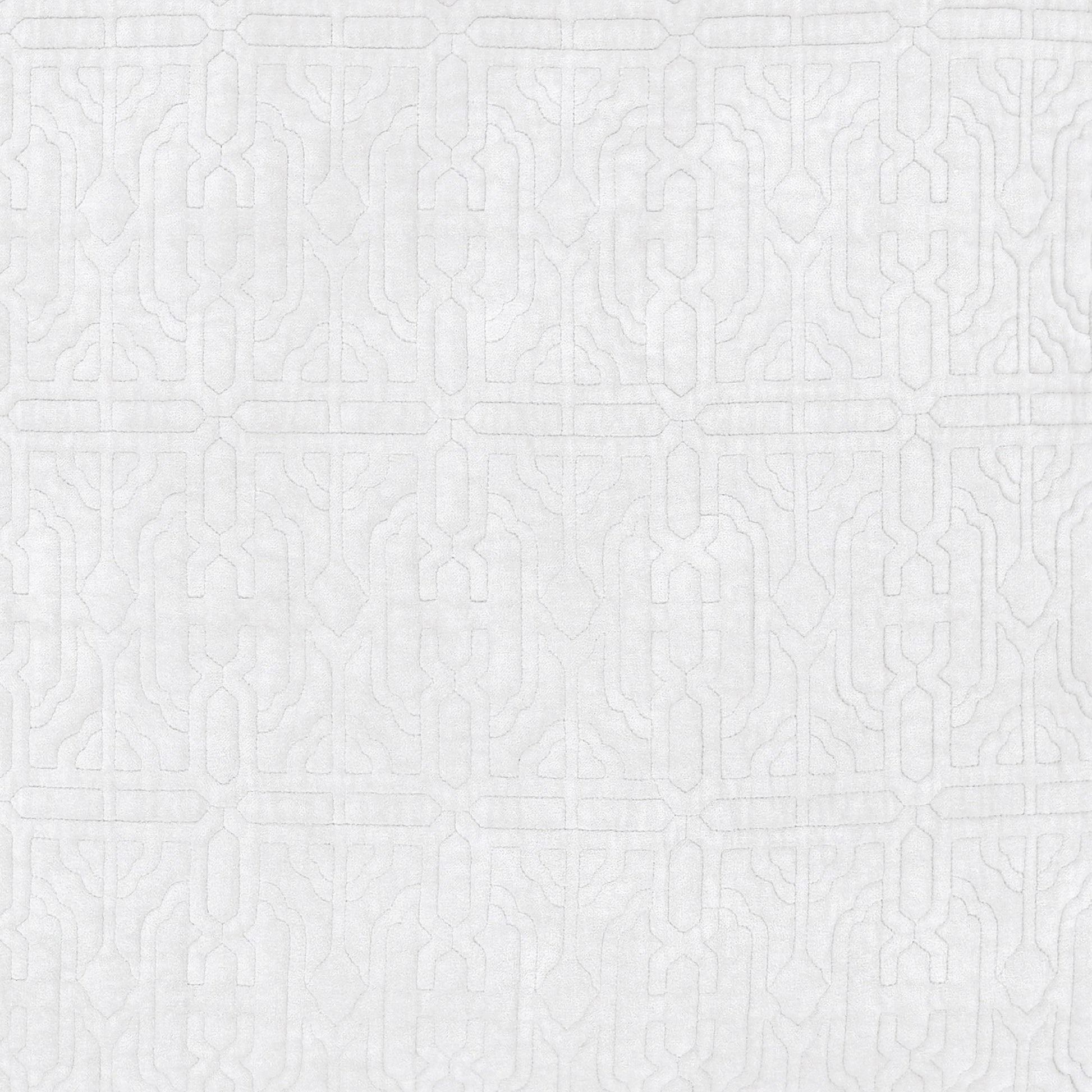 SS-376-2026_5|Detailed close-up of a white quilt featuring a subtle yet intricate geometric pattern, perfect for modern bedroom aesthetics.