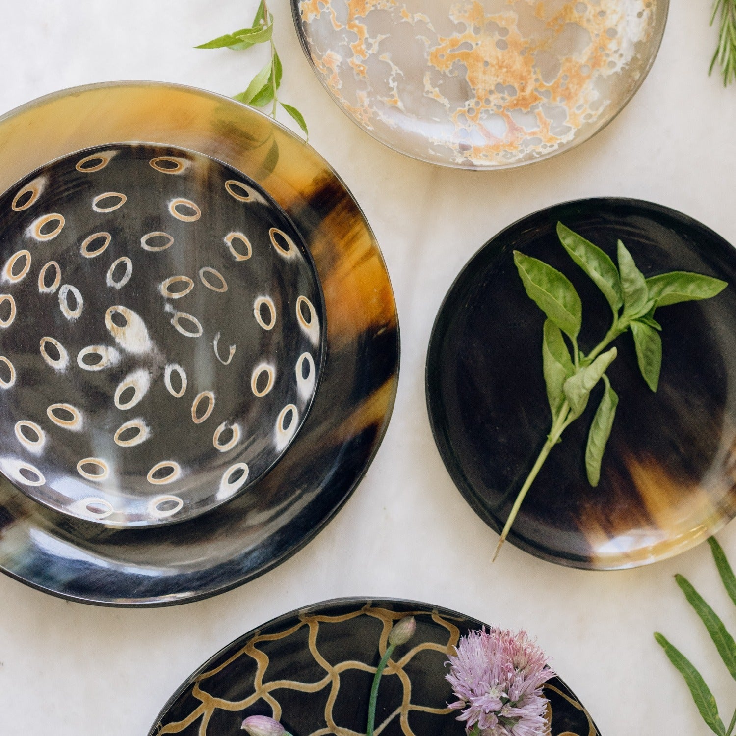 Horn Appetizer Peacock Plate