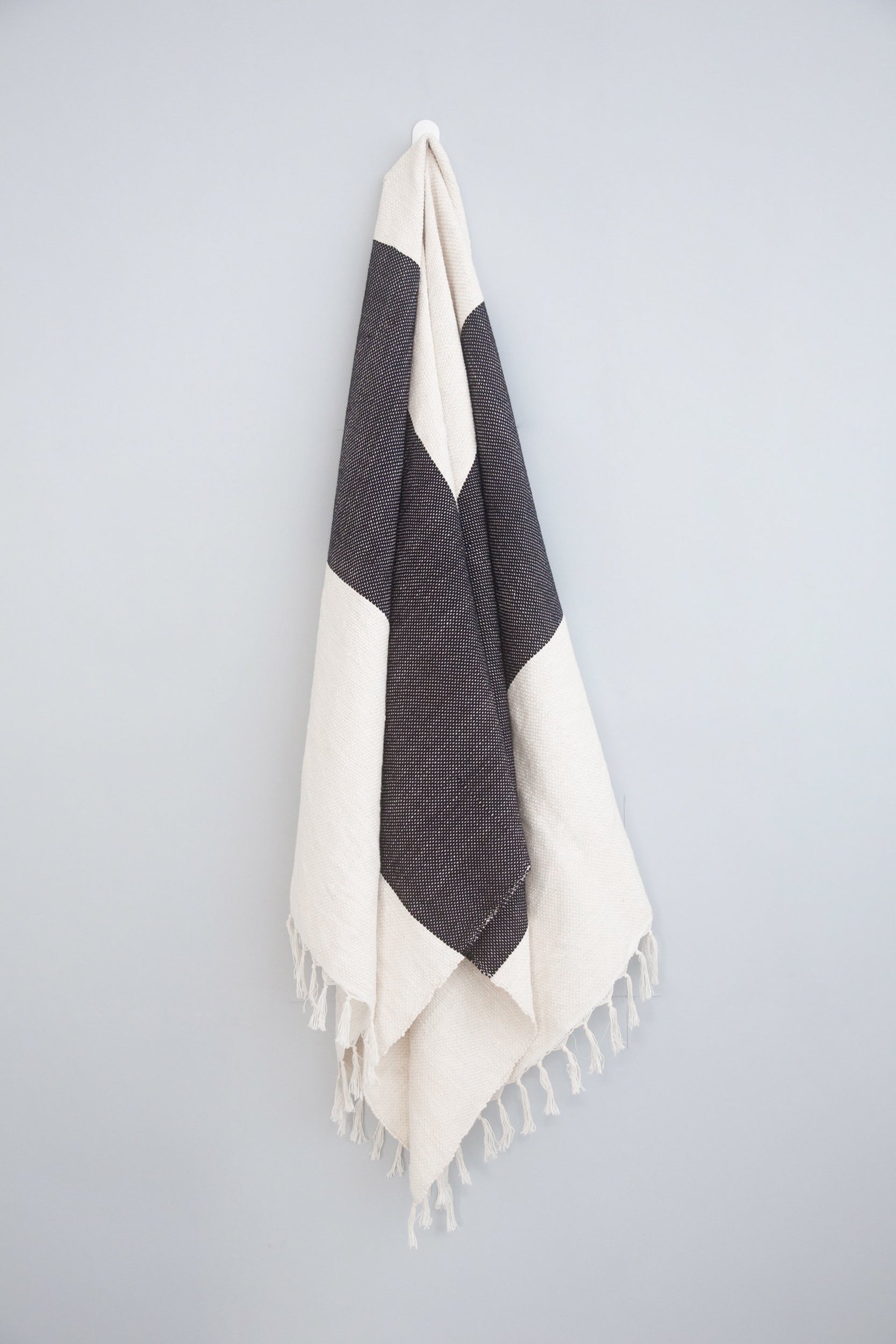 charcoal kilim throw rug