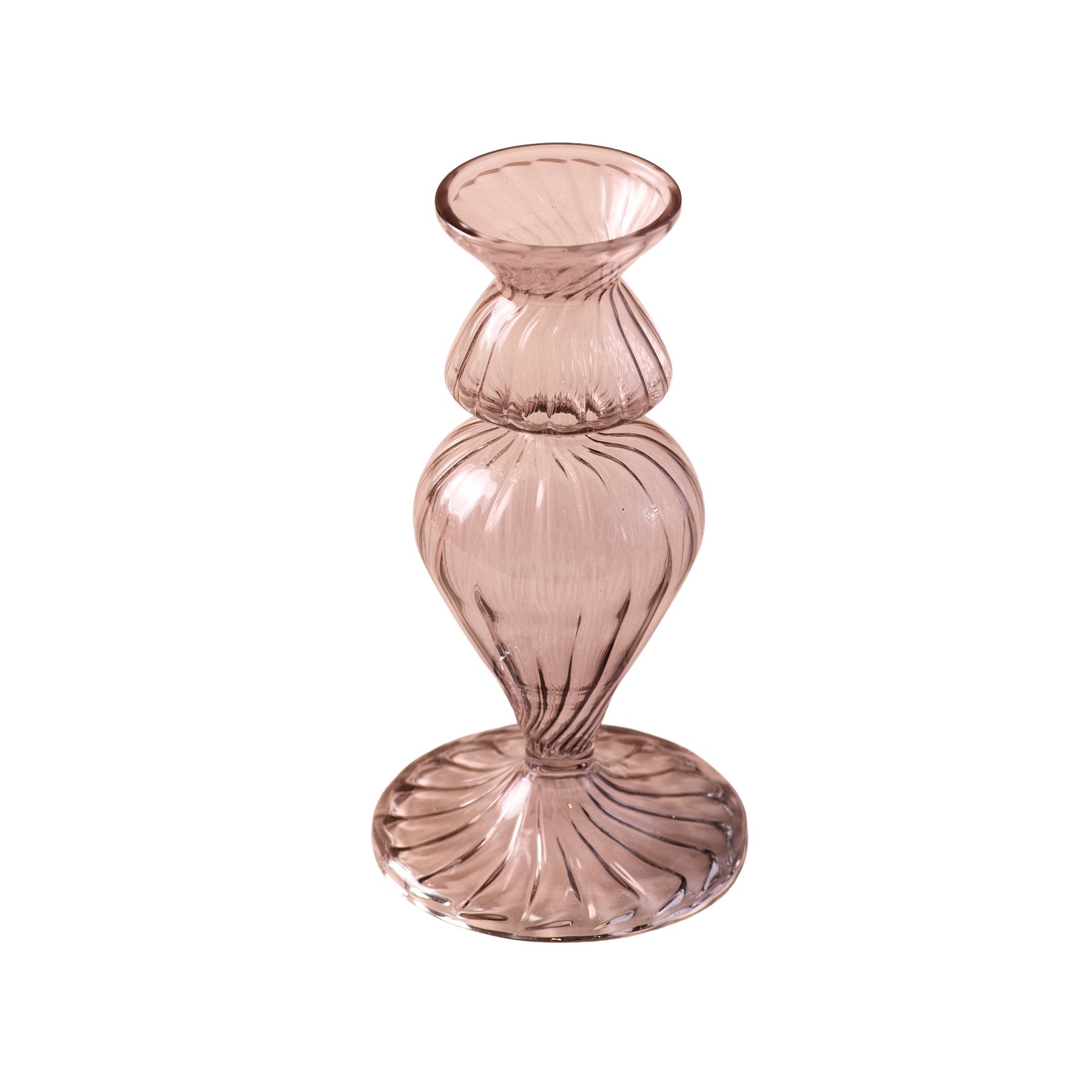 Nalia Budvase, Nocturn