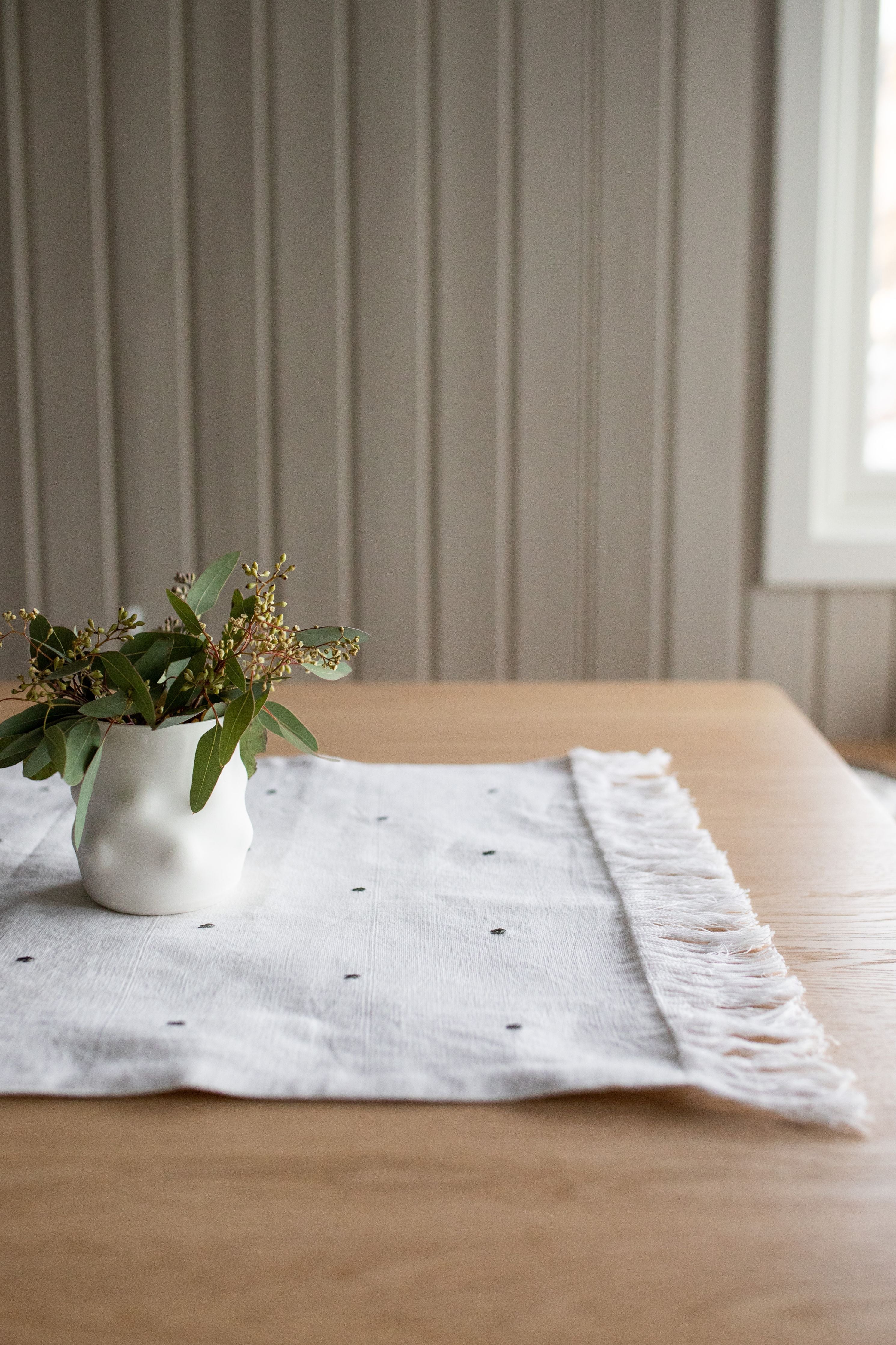 Others Embroidered Table Runner Green Leaves