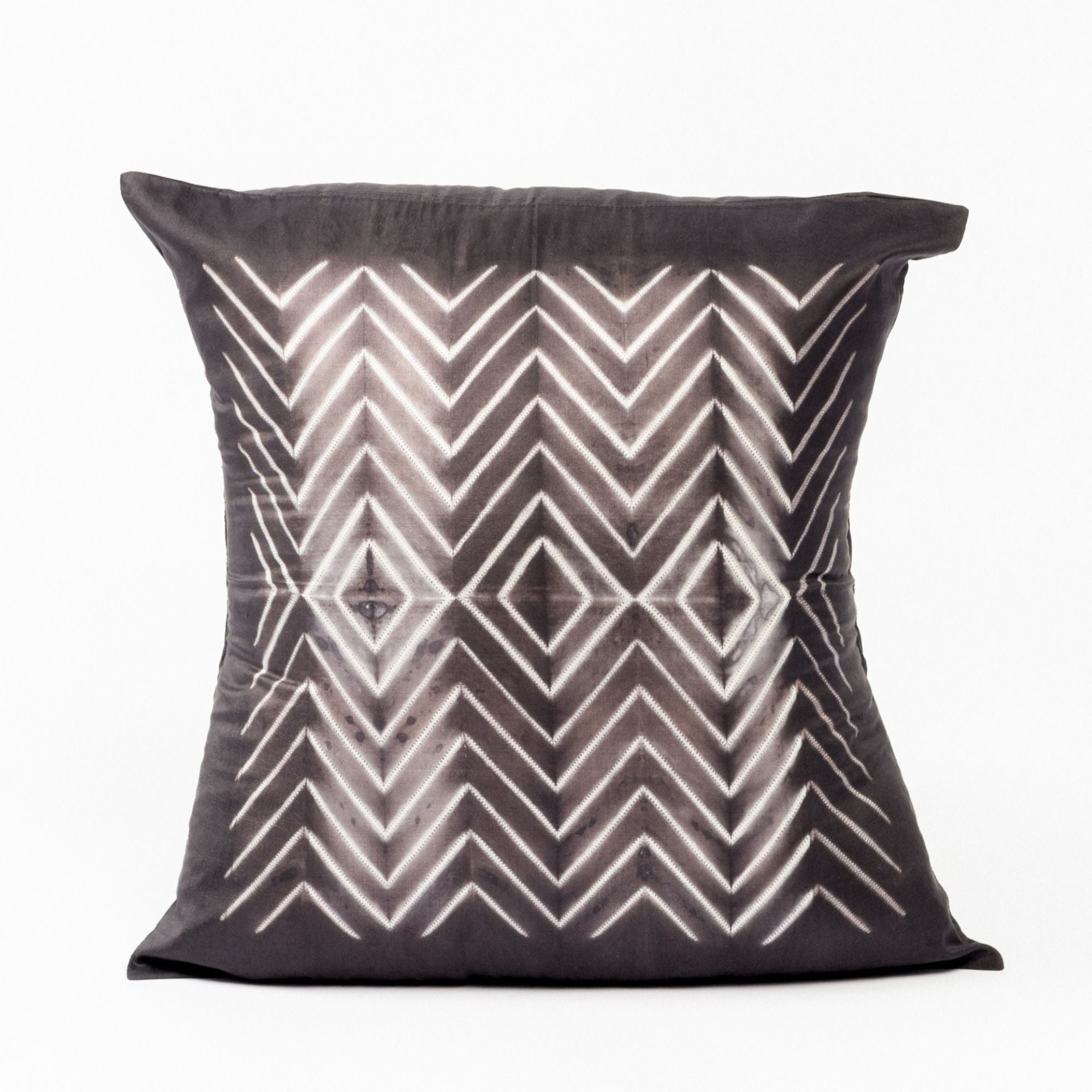 Naami Handcrafted Shibori Print Mulberry Silk Pillow - Thumbnail 4