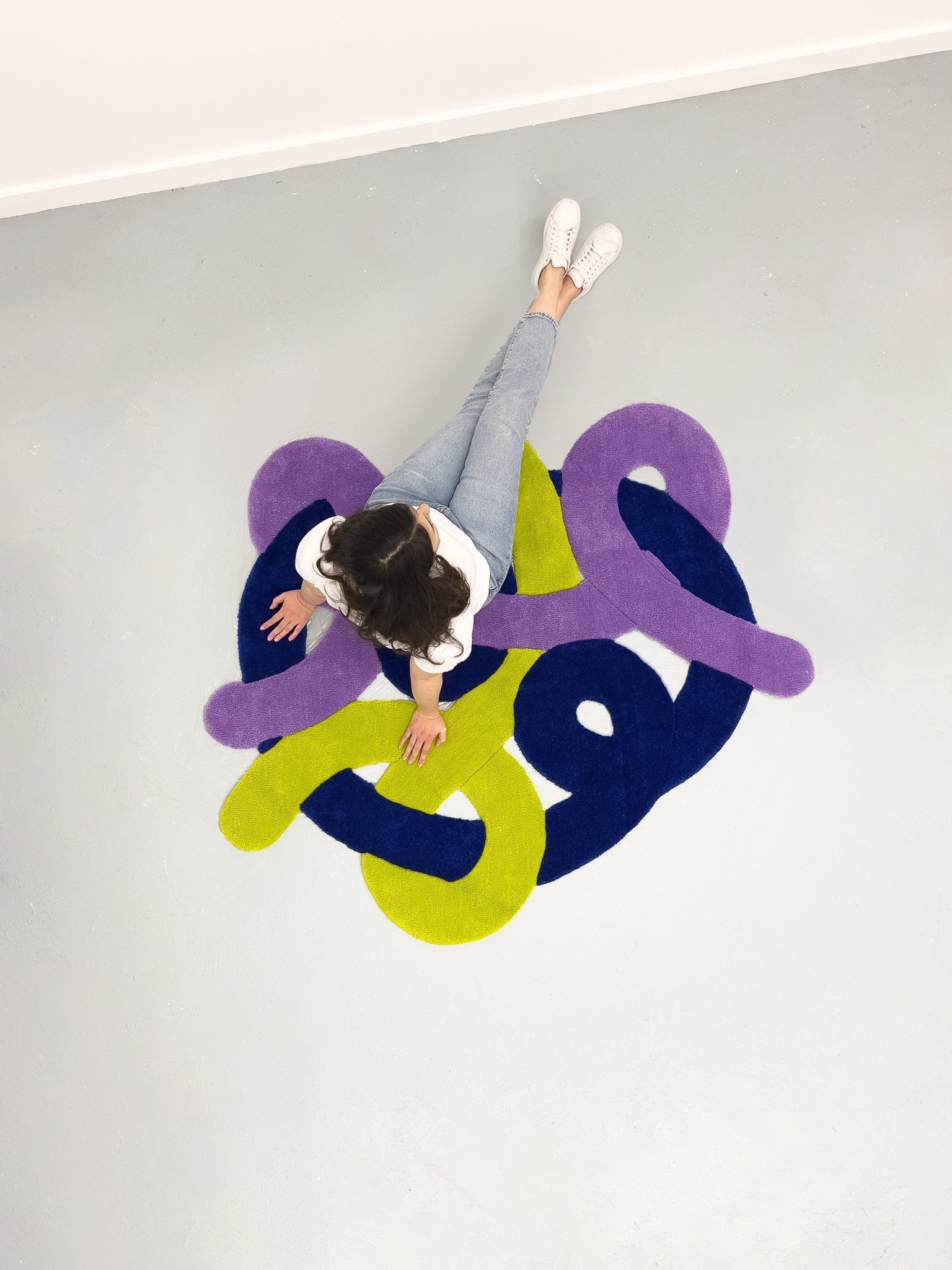 The Entwine Rug Large - Form&Seek