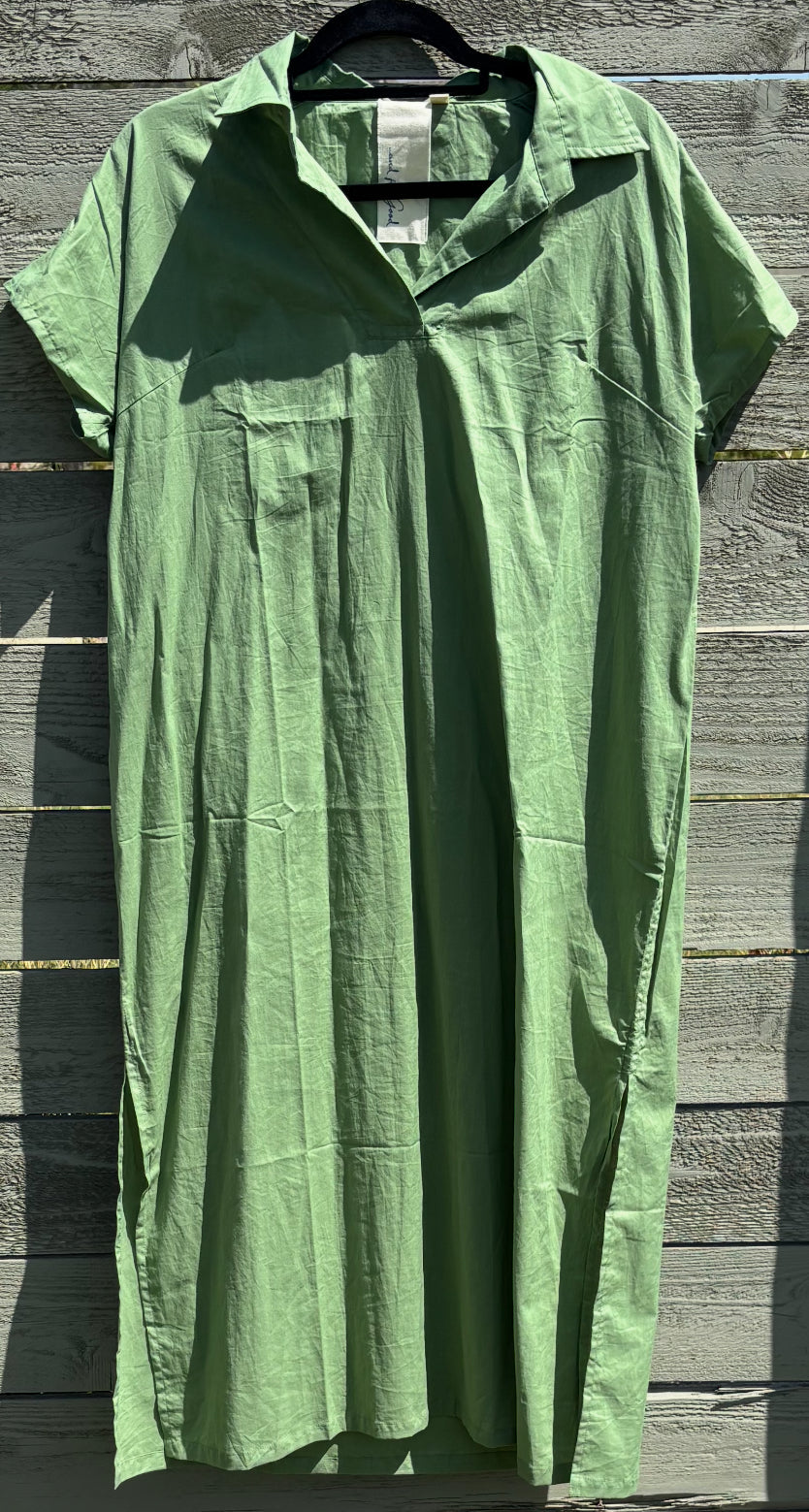 Scout Caftan - Watercress 2 - On fence