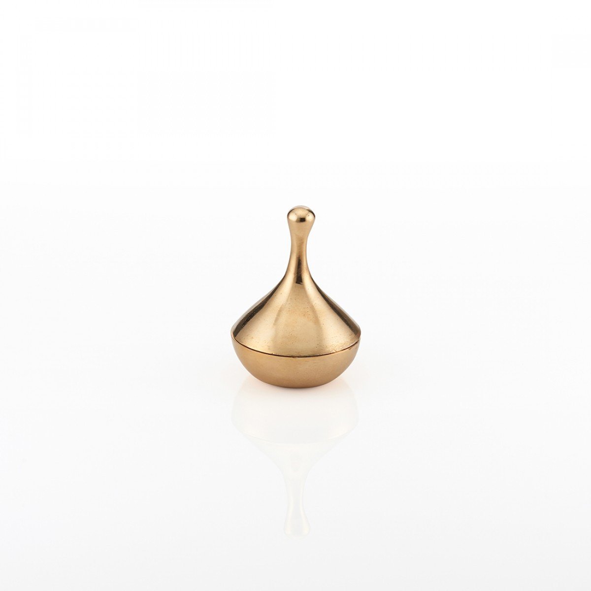 Greco Covered Vessel Gold - Nima Oberoi Lunares 