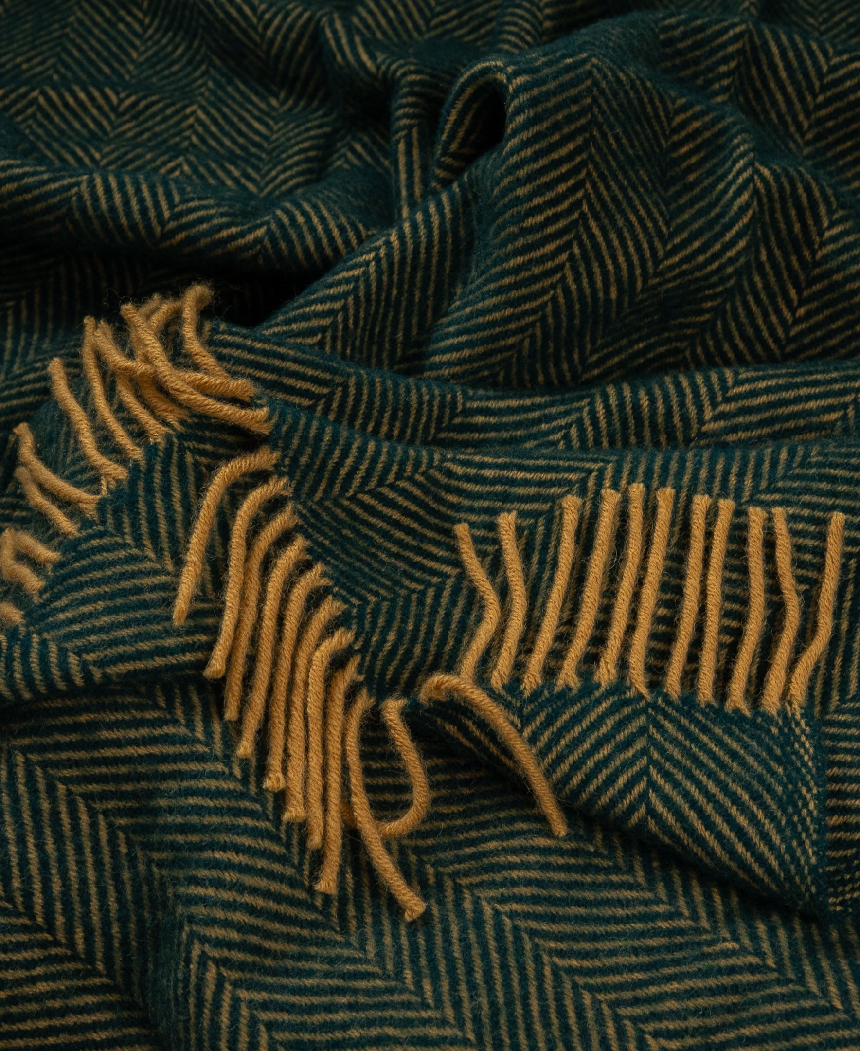 Highland Tweeds Herringbone Pure New Wool Throw ~ Emerald ~-Throws and Blankets-[bar code]-Prince of Scots
