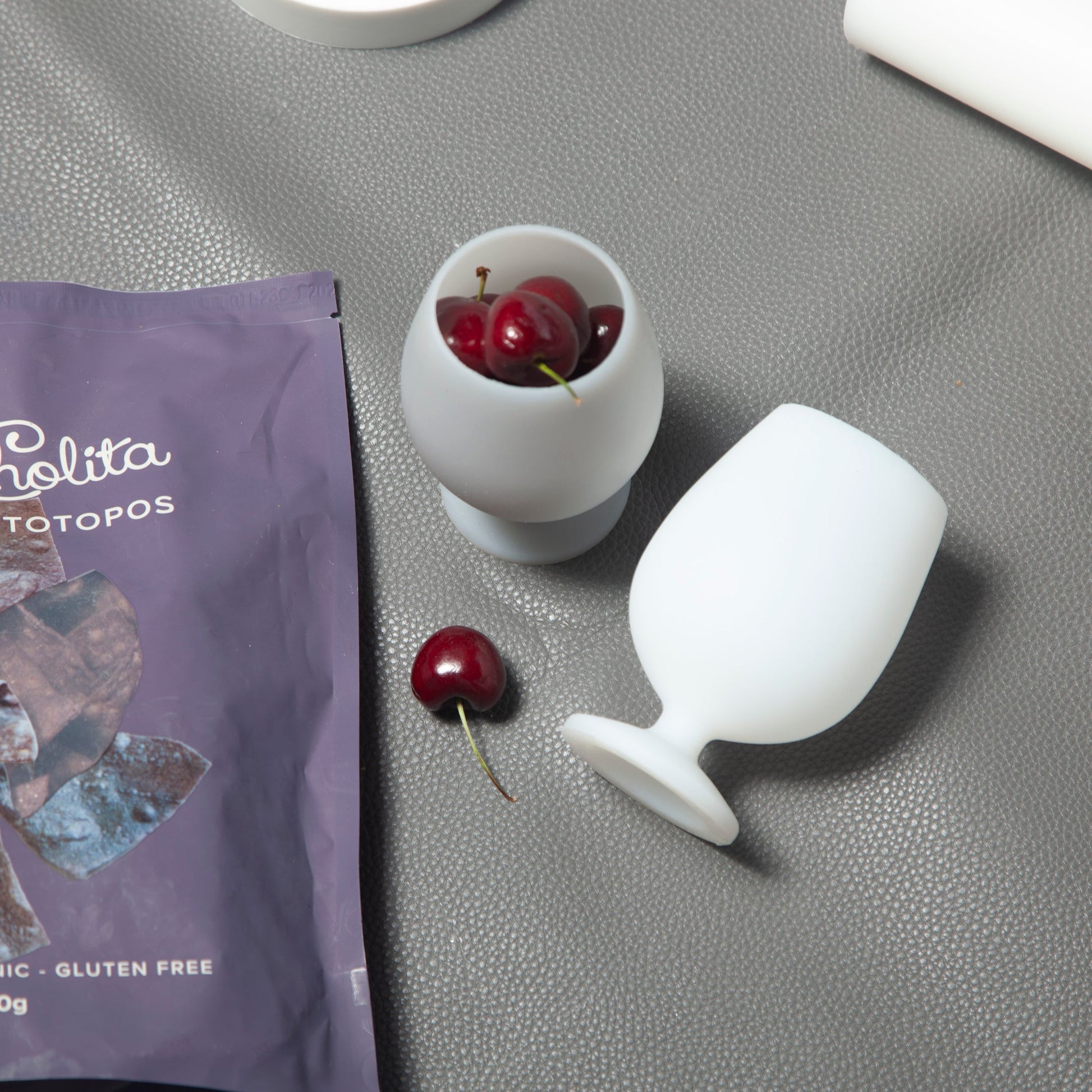 blanc + dove | stemm | silicone unbreakable wine glasses - porter green | style + sustainability