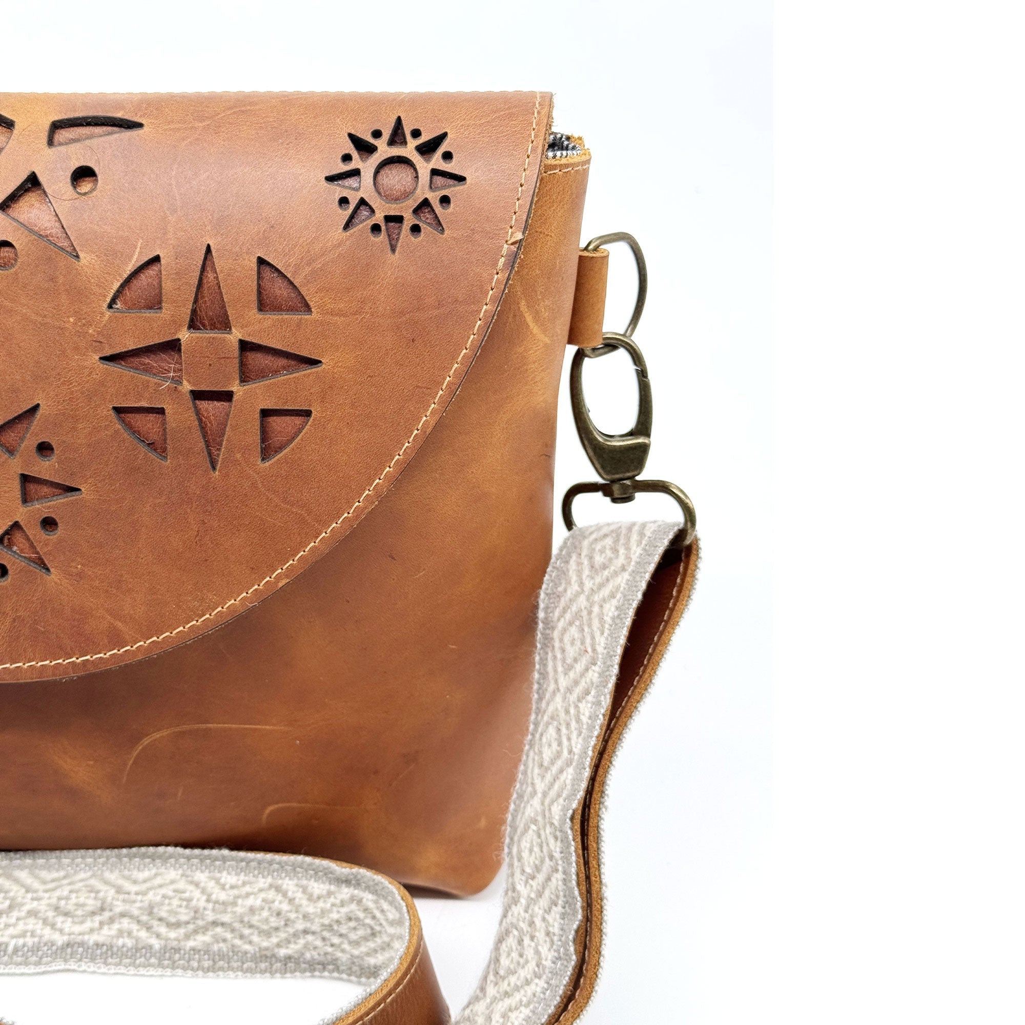 Sunrise Crossbody in Cognac