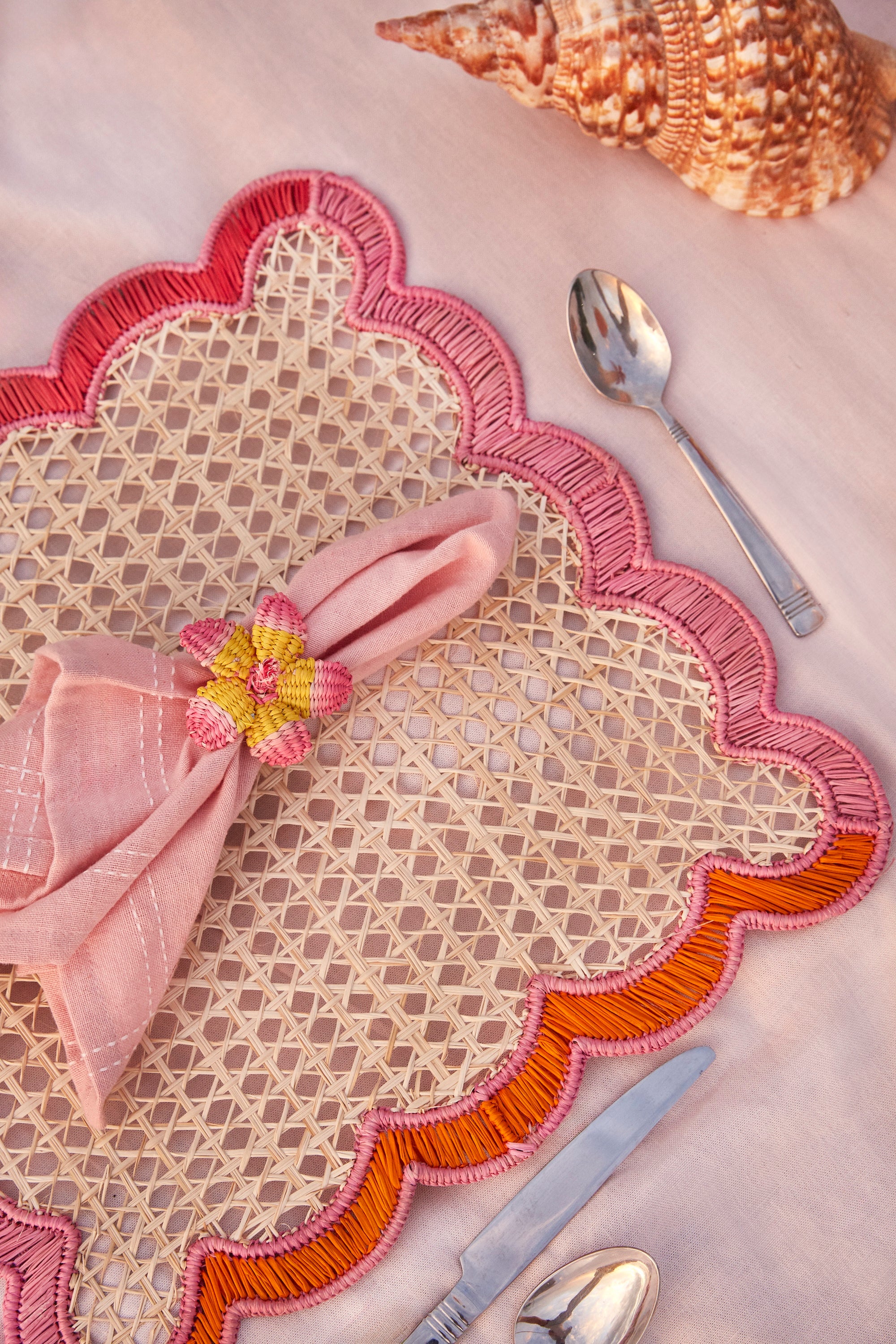S/4 Hibiscus Napkin Ring