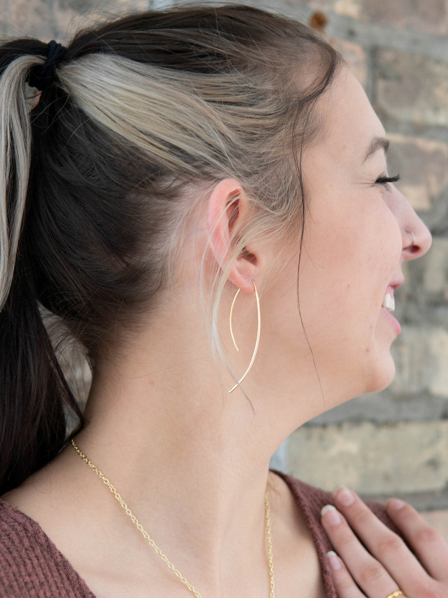 curved stick drop earrings brass_Fair anita