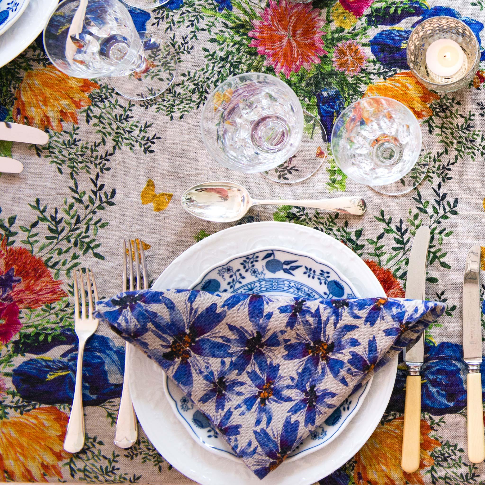 6 Organic Linen Napkins in Blue Harem - Thumbnail 3