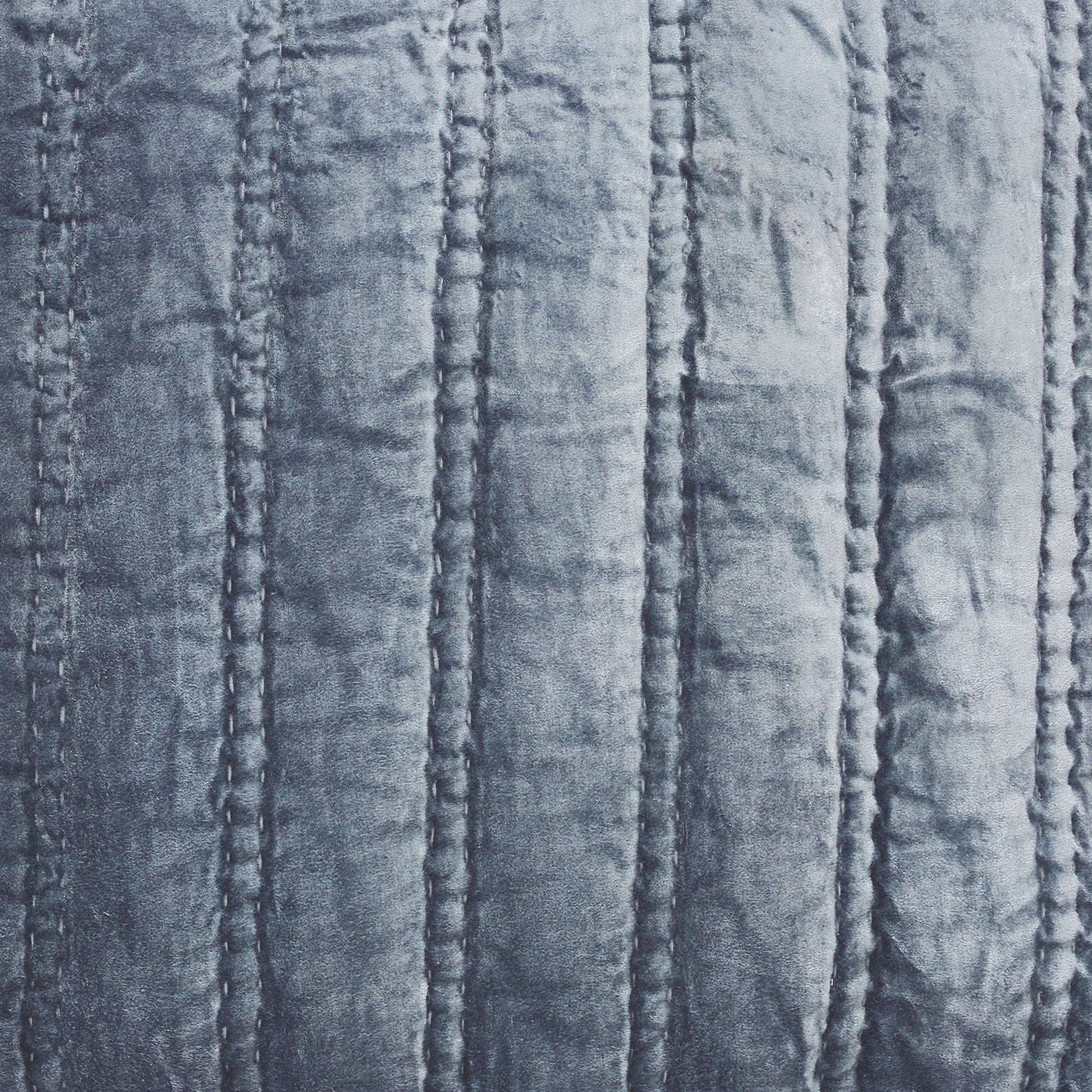KS-309-2036_2|Elegant blue channel quilted velvet fabric with soft vertical lines, offering a luxurious and cozy texture, perfect for a stylish quilt.