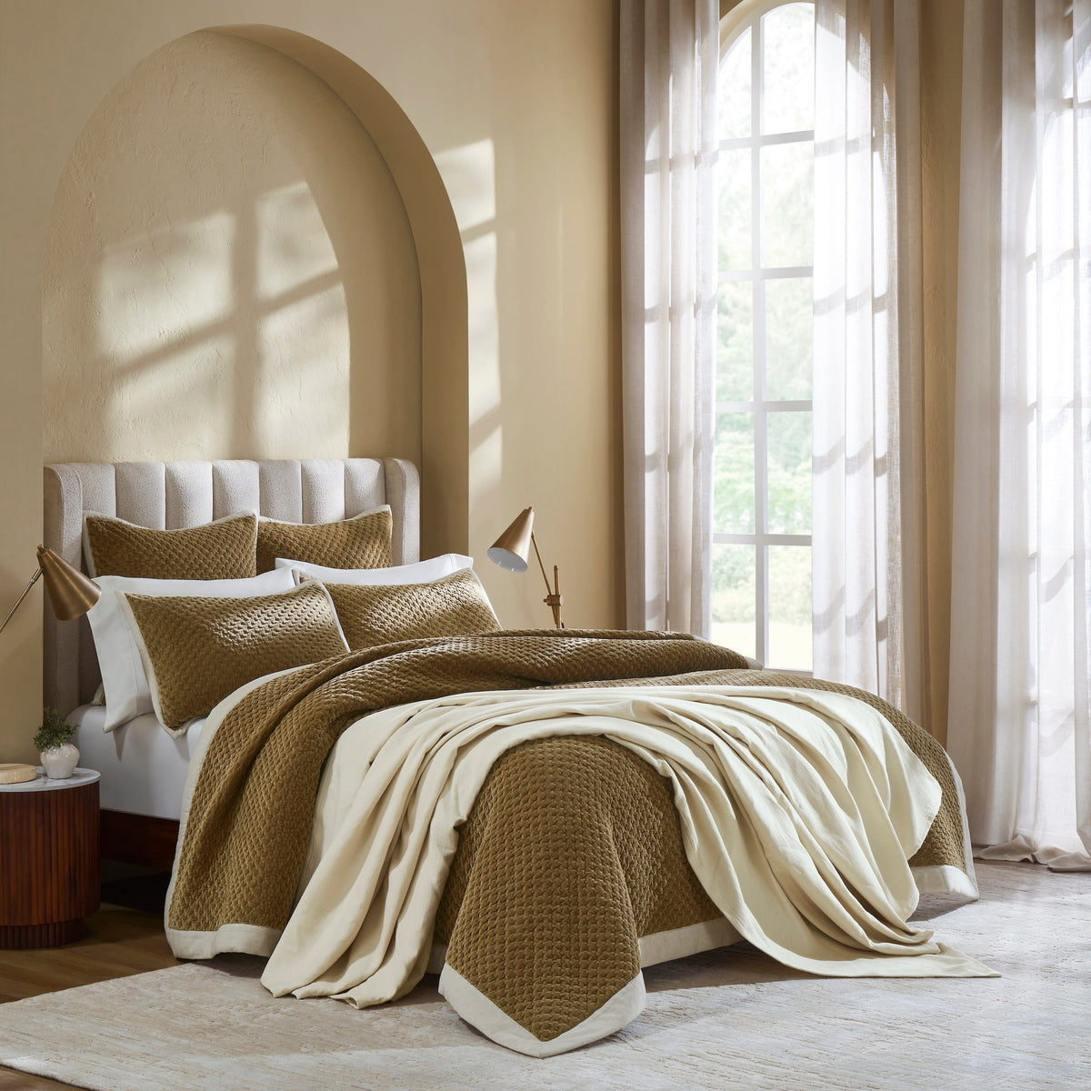 QT-378-11096_2|Luxurious golden-brown quilted bedspread with matching shams, textured design, cream trim, and throw.