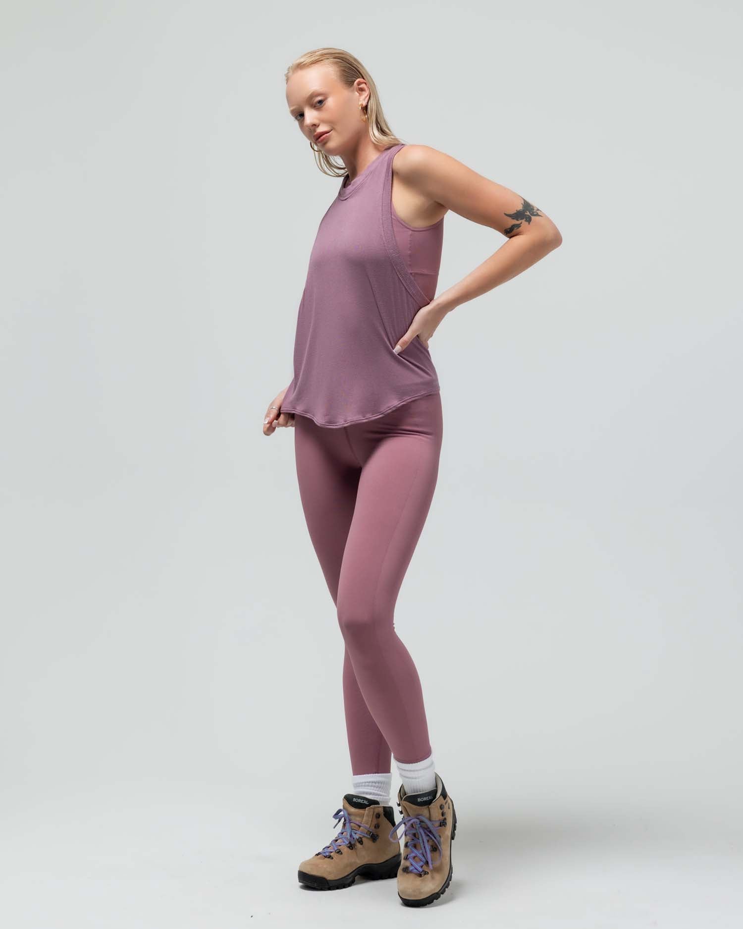 MAUVE