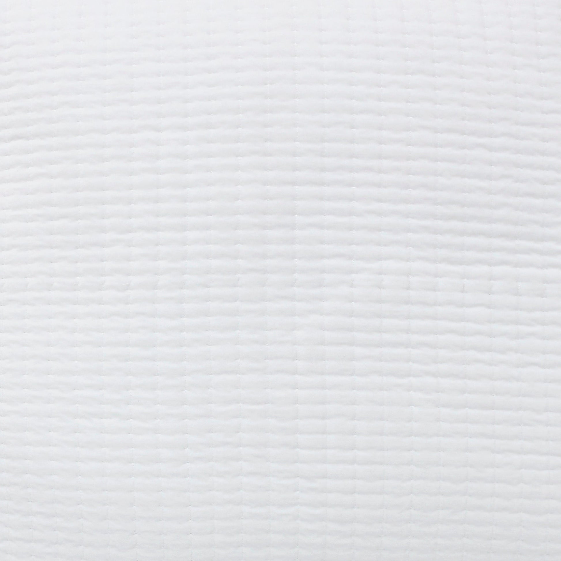 DE-187-3137_2|Close-up of pure white coverlet showcasing its delicate horizontal wavy texture, perfect for minimalist bedrooms.