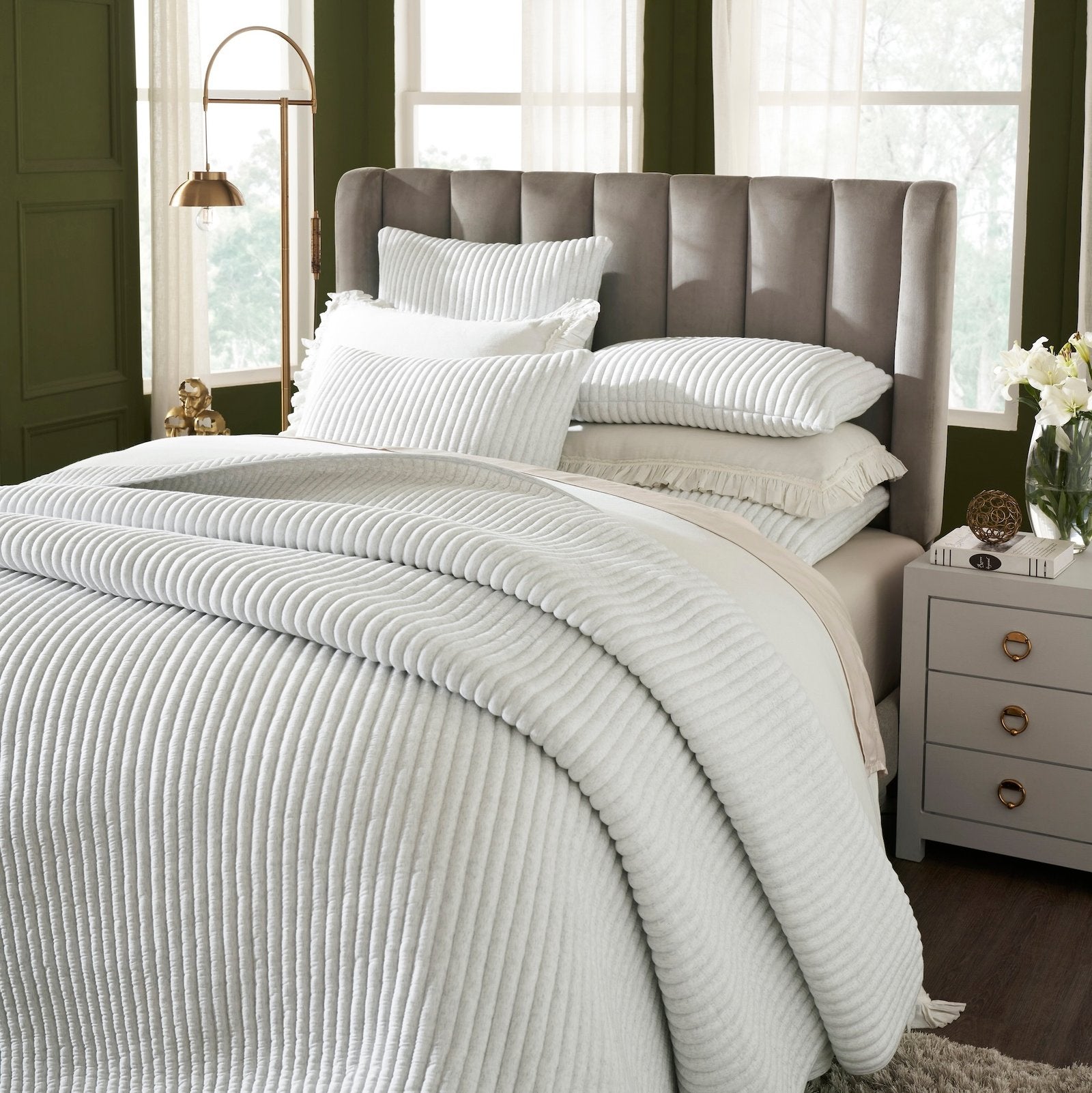 QT-367-11096_3|White corded textured quilted bedspread for a stylish bedroom. Offers luxurious comfort and a sophisticated modern look.