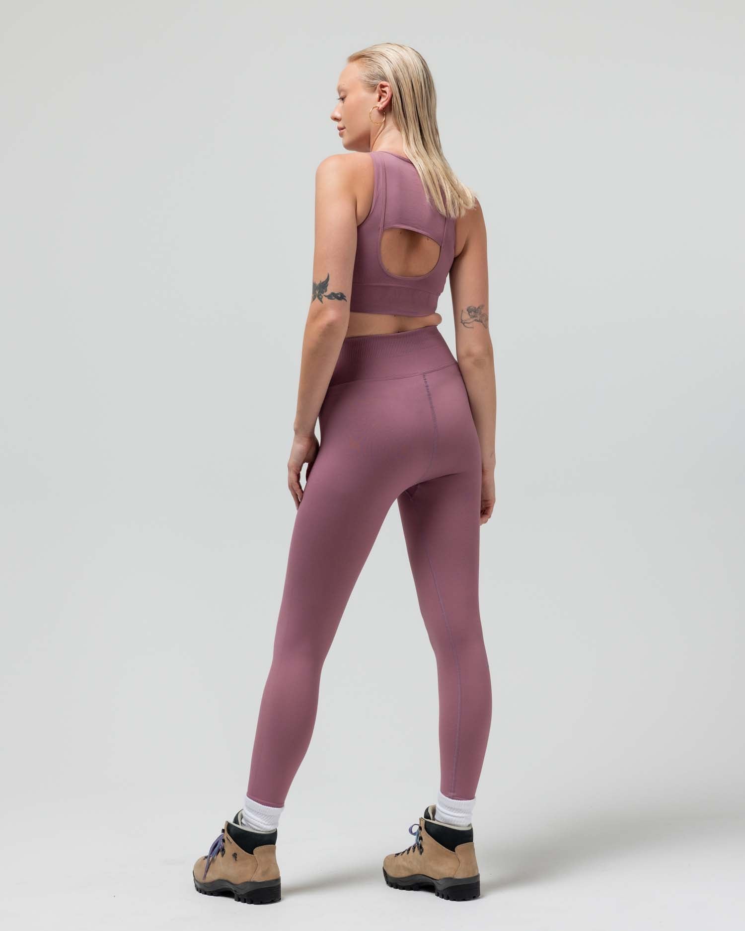 MAUVE