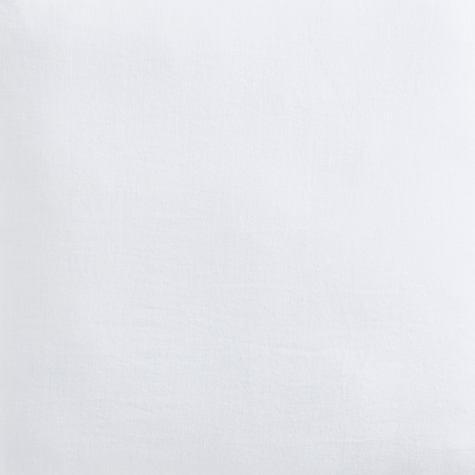KS-037-2036_2|Clean white duvet cover made from a finely woven, soft fabric, creating a bright and airy feel for your bedroom.