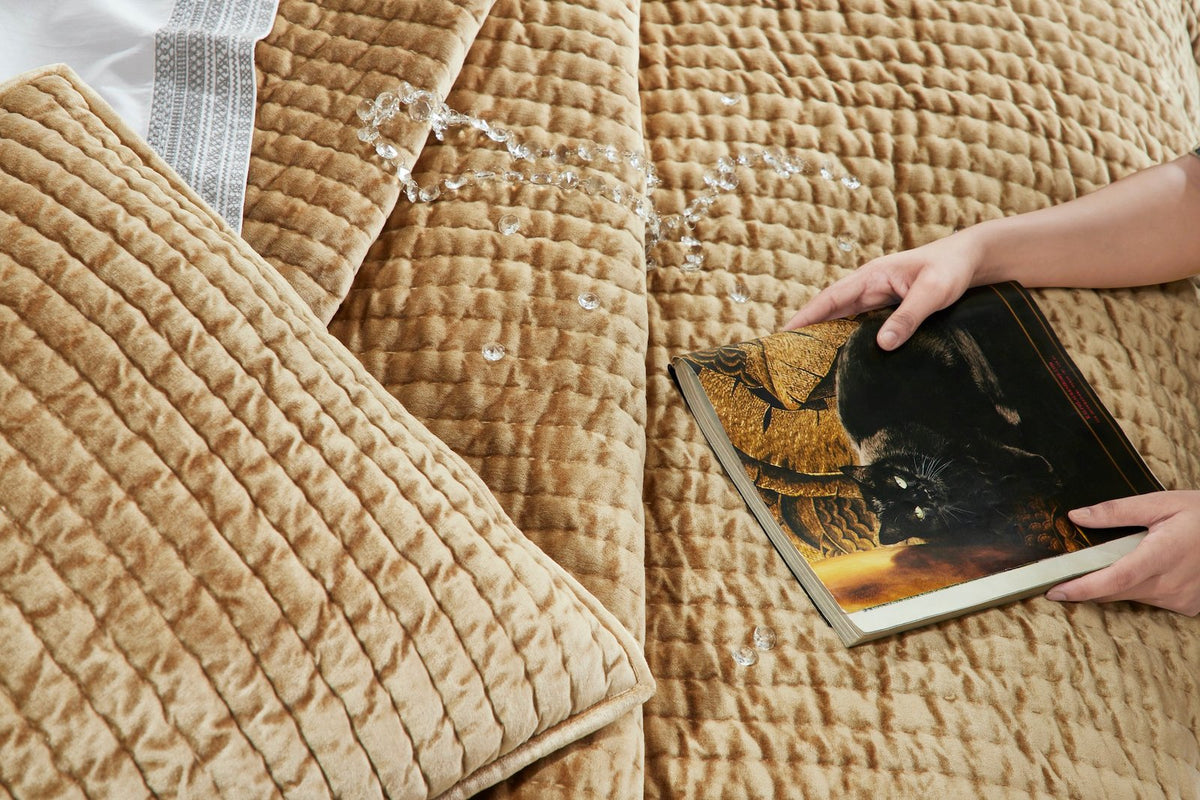 QT-362-11096_6|Soft camel velvet quilted bedding set, featuring a rich texture and striped design, perfect for cozy bedroom decor.