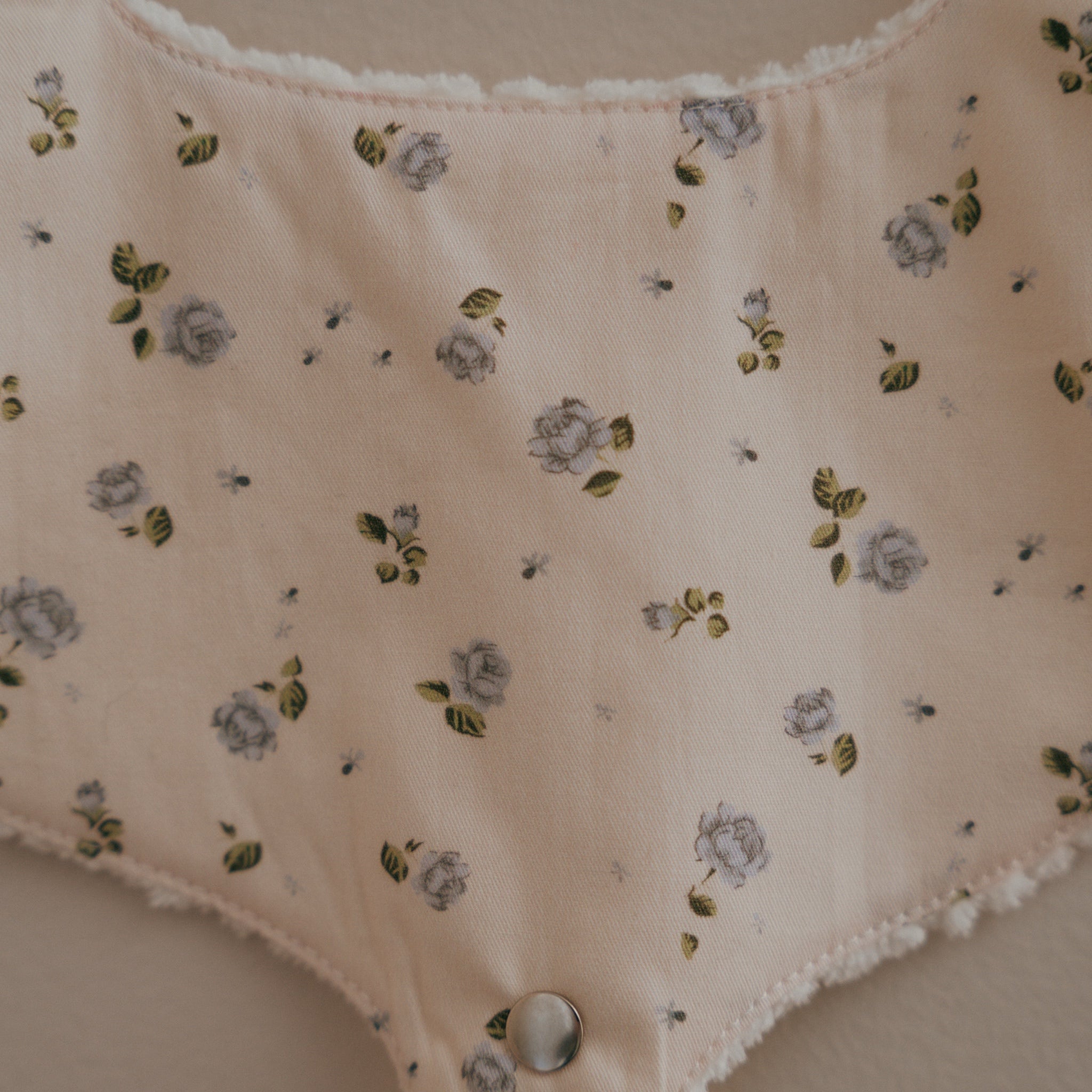 Soothe & Snap Pacifier Bib - Rosemilk Bloom