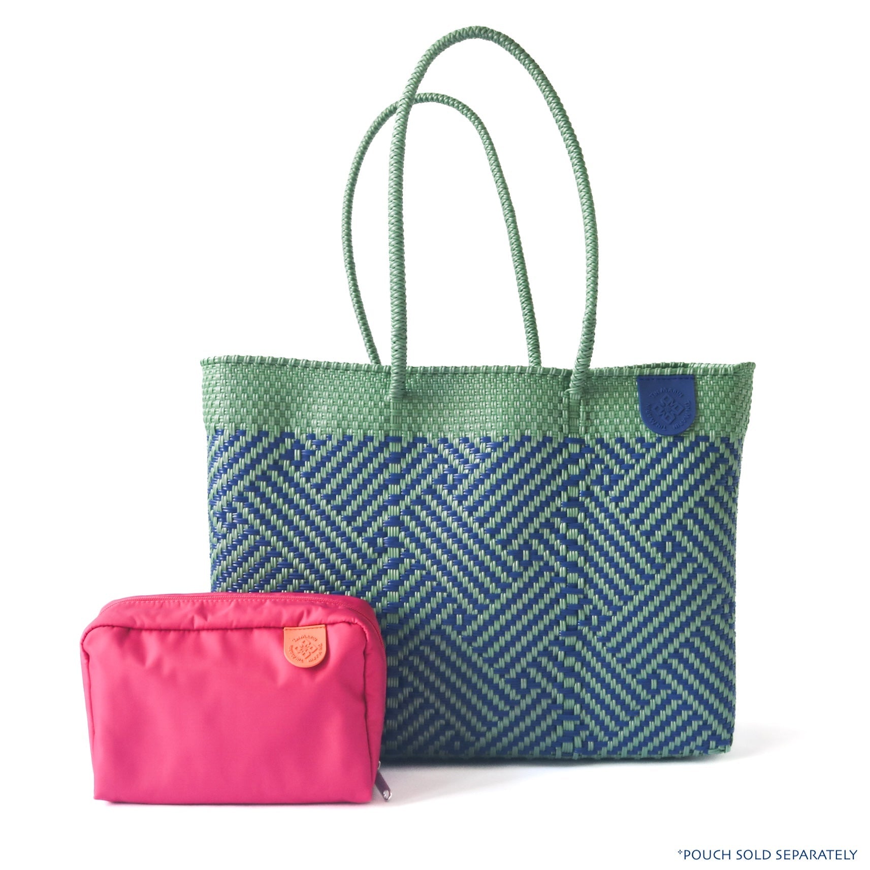 Tin Marin super tote in palmera Design, A blue and green geometric oversized tote bag with a shoulder strap and a pink nylon pouch