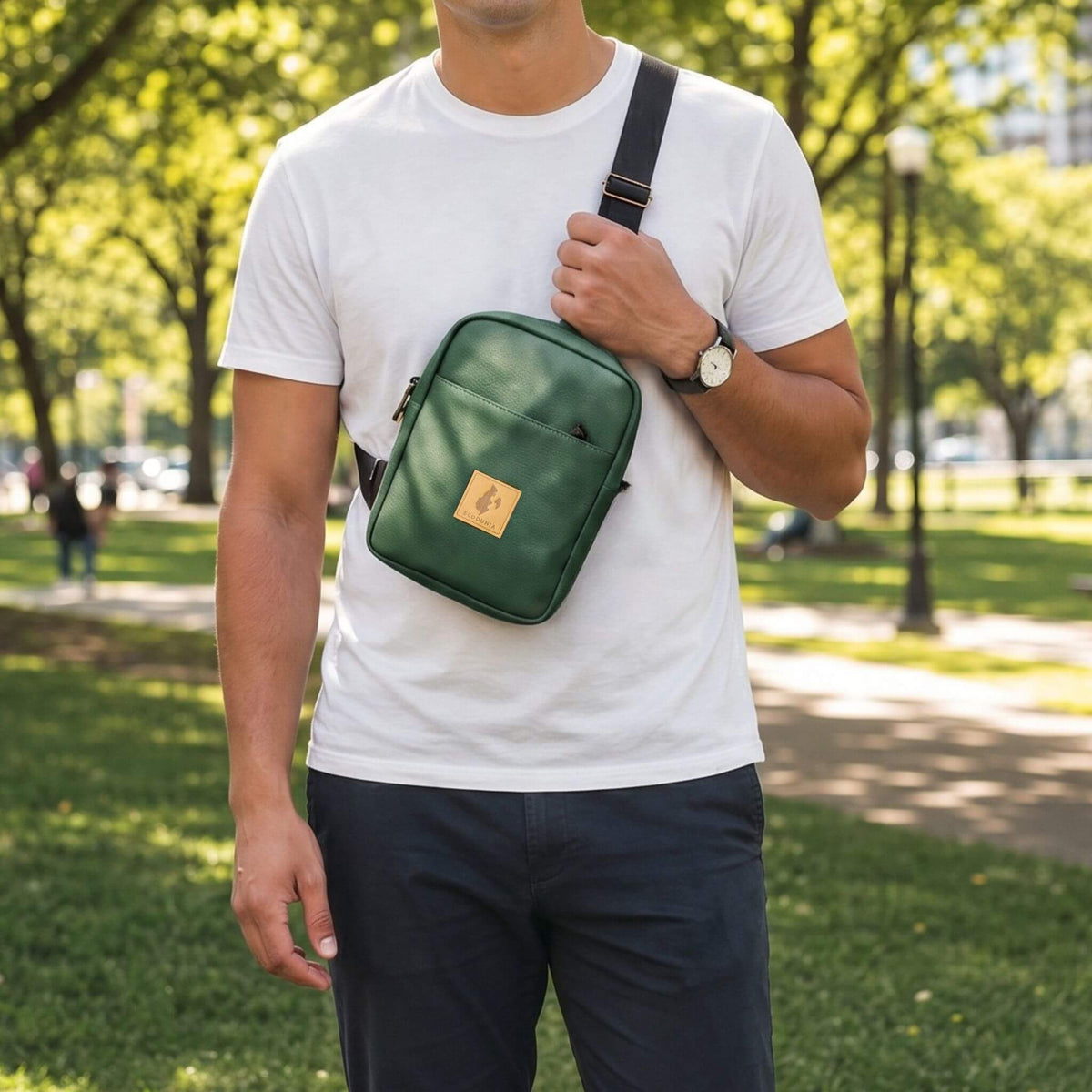 Rozi Vegan Leather Crossbody Bag 2L - EcoDunia #color_forest-green