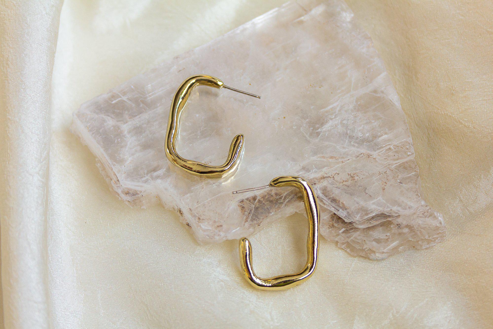 Golden Rectangle Hoops - Dea Dia