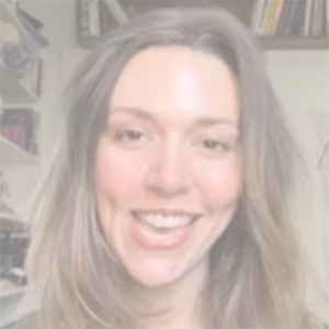 Video of Kate explaining how retinol works and how to incorporate it into a nighttime skincare routine.