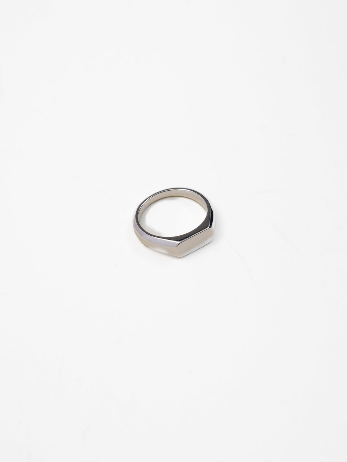 Avery Pinky Ring in 925 recycled sterling silver, view 3
