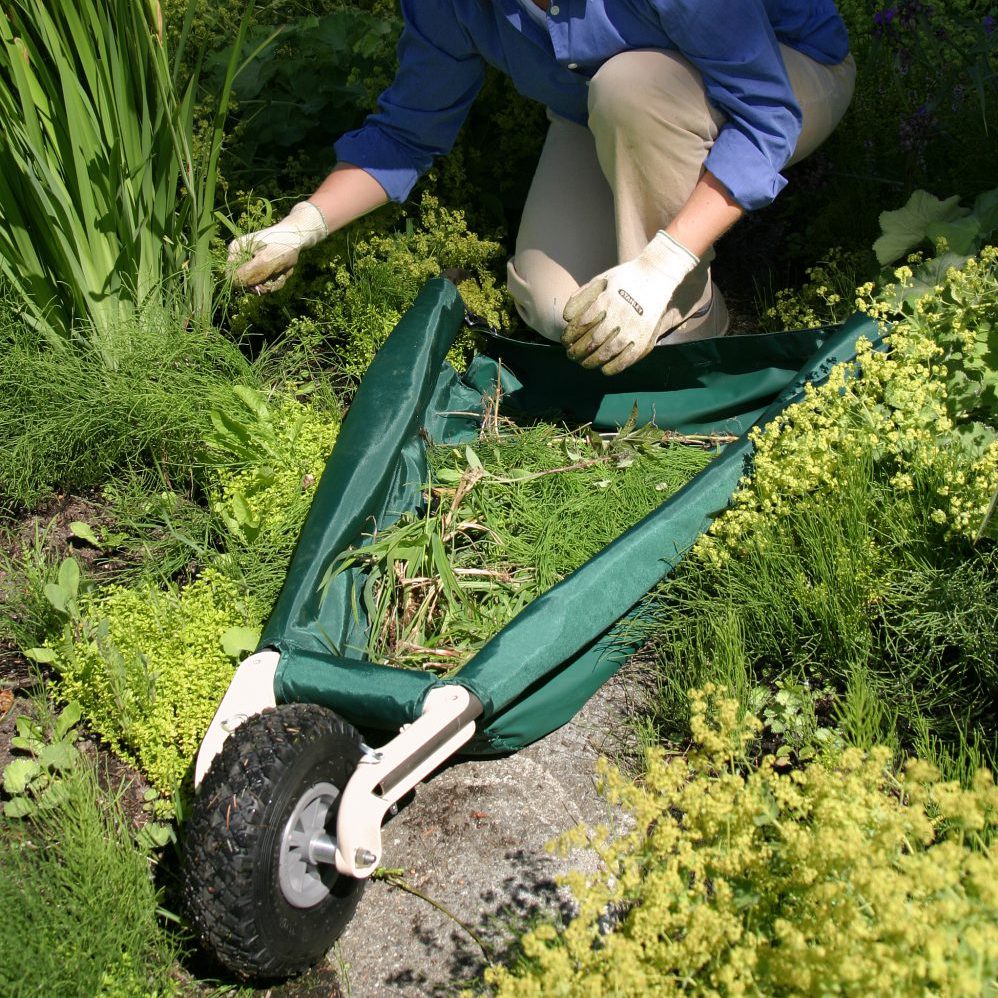 WheelEasy LE collapsible yard cart in garden
