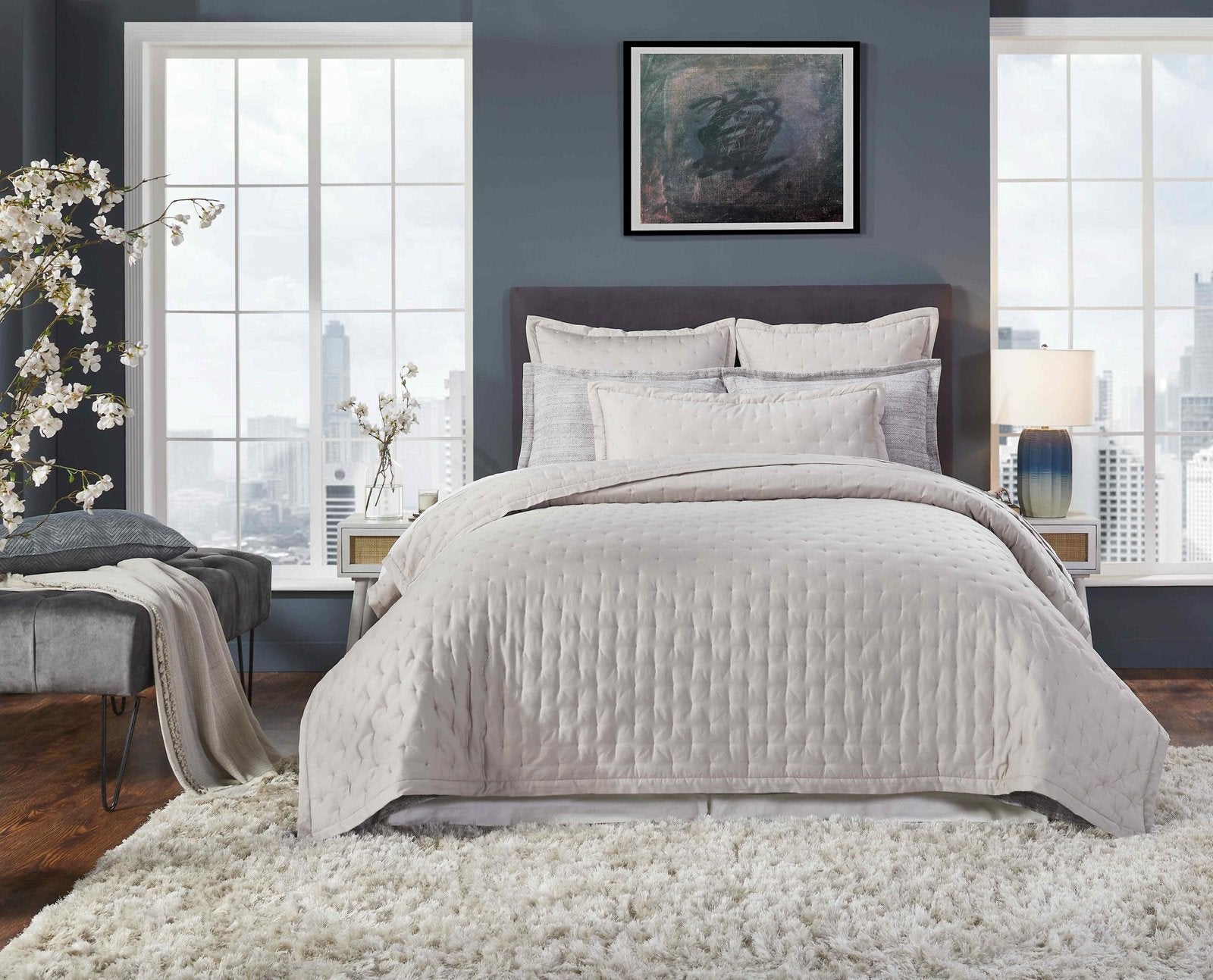 QT-350-9496_1|Pale beige modern quilt bedding set, geometric pattern, cozy comfort, stylish bedroom aesthetic, home decor.