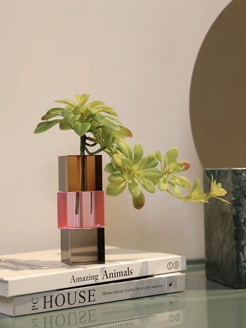 Modern Crystal Cube Bud Vase, Dopamine Table Setting Centrepieces - Vases - Crystal Cube Bud Vase - Small - INSPECIAL HOME