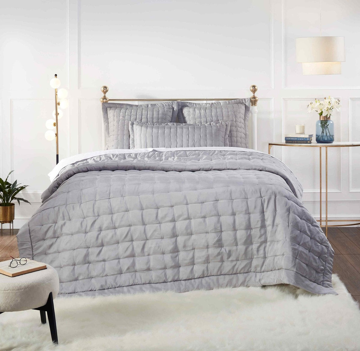 QT-333-11096_1|Luxurious grey quilted bedding set, featuring unique square puff pattern, adds sophisticated comfort to any bedroom.