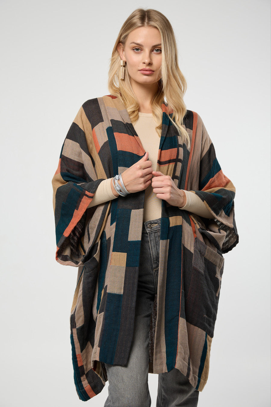 Amaira Long Jacket - Linen