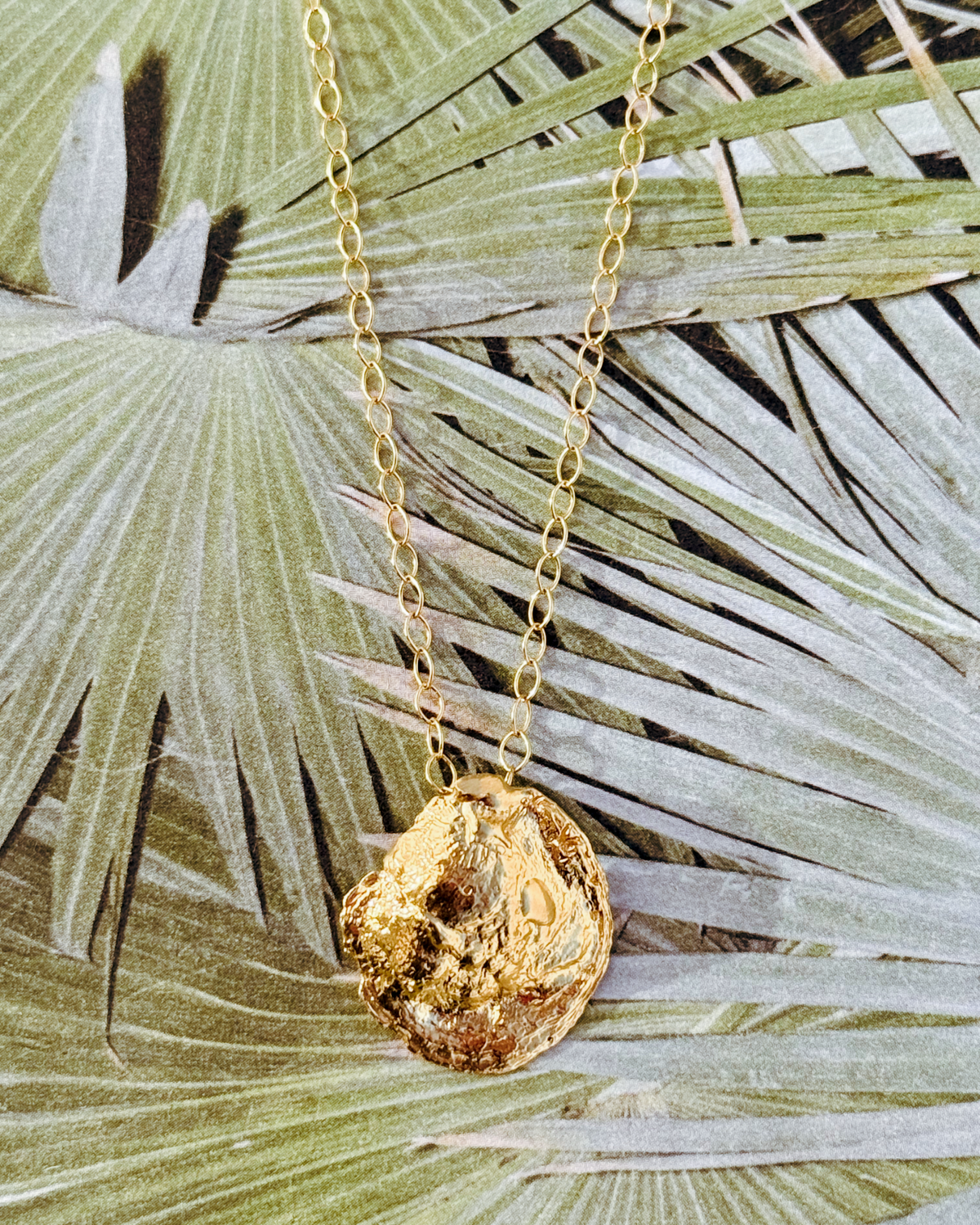 Outside Your Door Mini Oyster Necklace