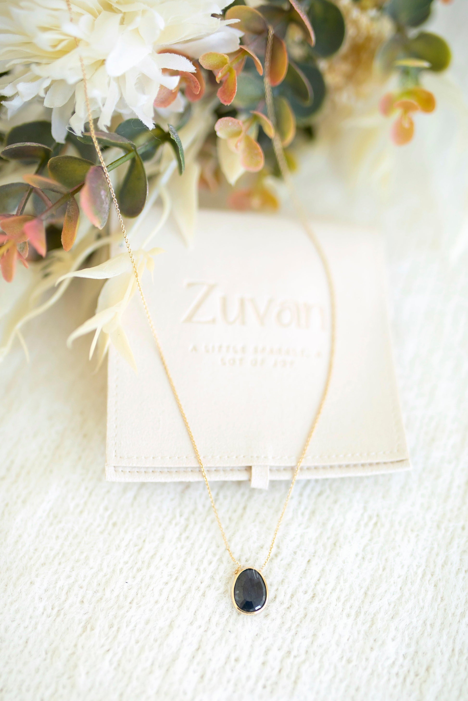 Eclipse Necklace minimal everyday fine jewelry in solid gold and sterling 925 silver with natural gemstones.