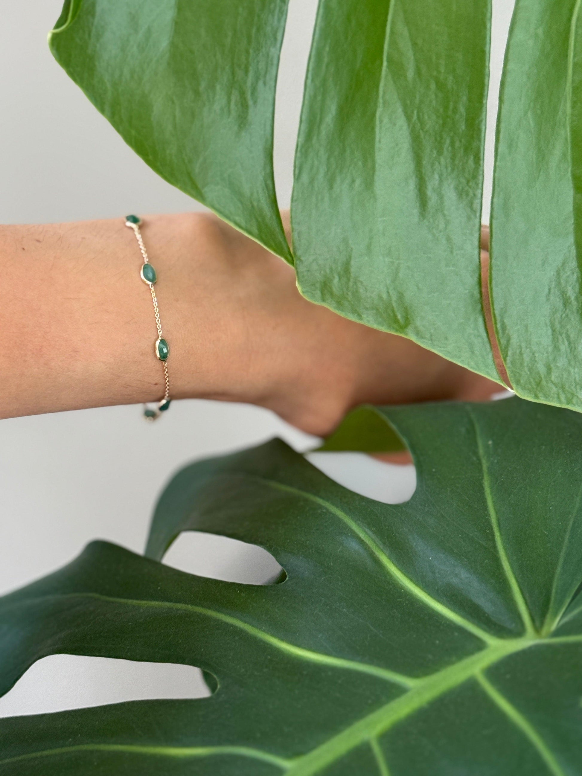Emerald Spark (large) minimal everyday fine jewelry in solid gold and sterling 925 silver with natural gemstones.