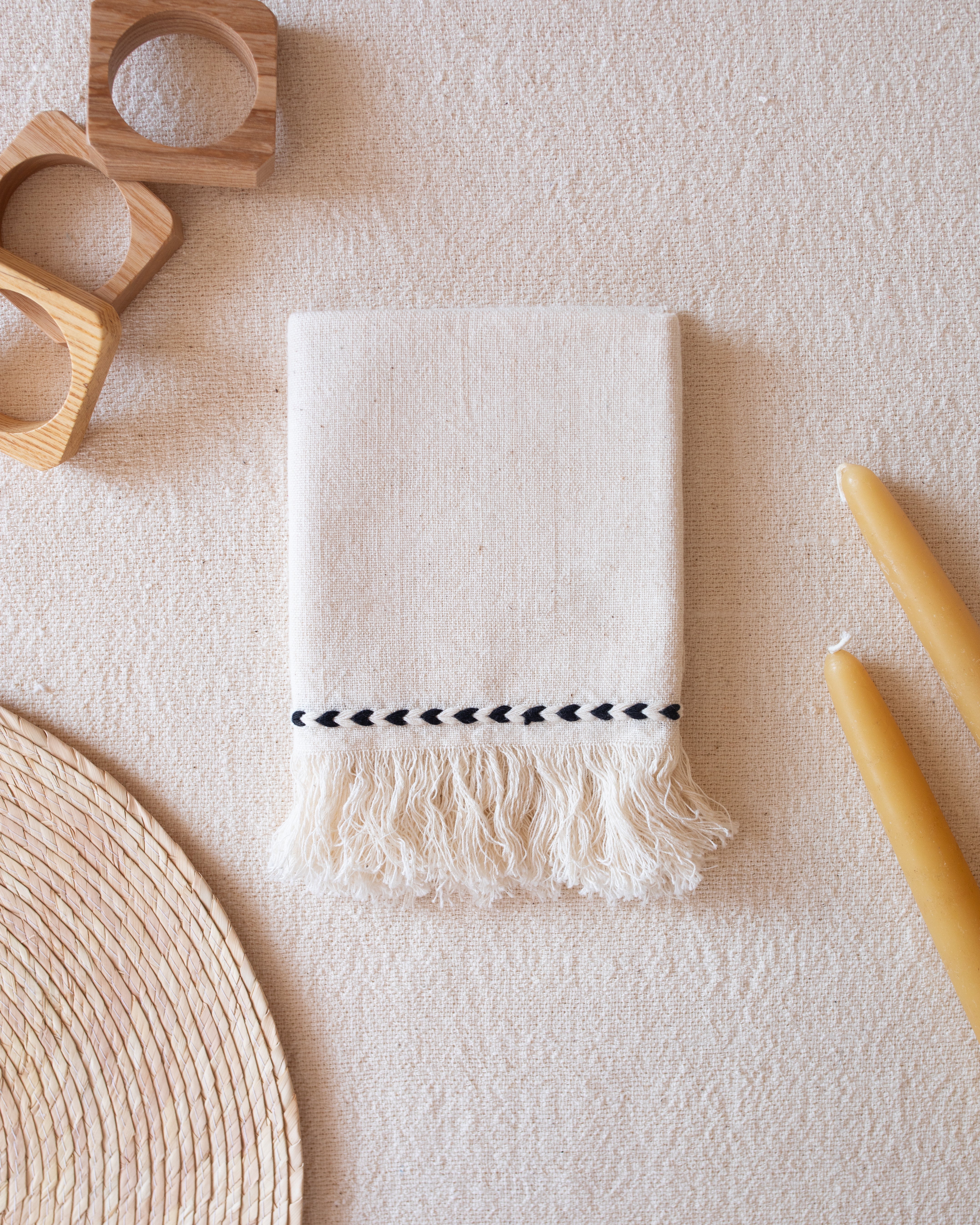 Black Braid Detail Napkin - Thumbnail 3