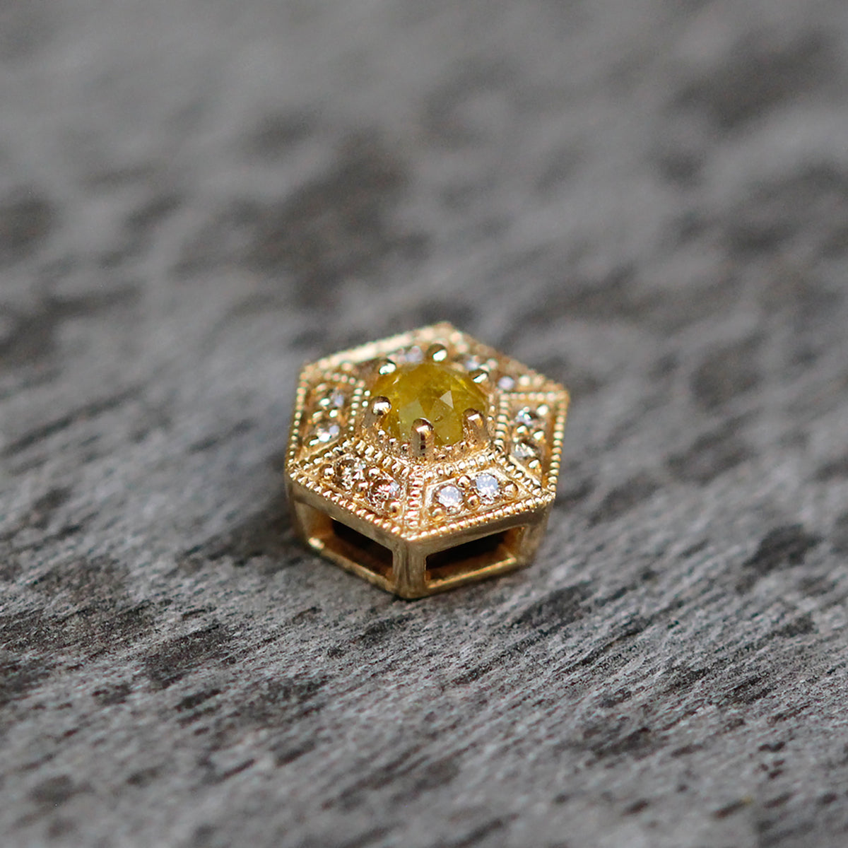 Alveare Galassia Yellow Galaxy Diamond Necklace