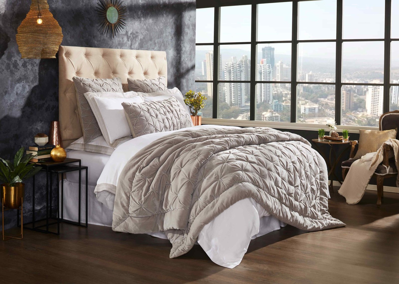 QT-327-11096_2|Elegant light grey velvet geometric quilted quilt, offering refined texture and warmth, completes a chic bedroom decor.