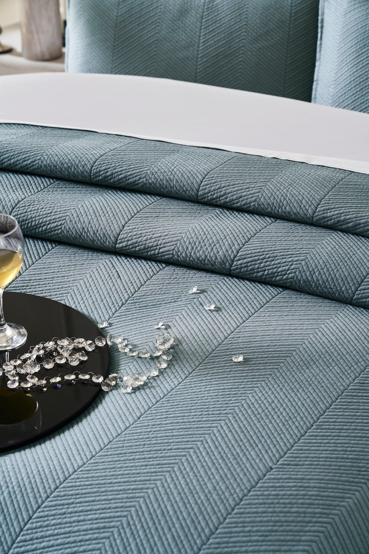 CL-261-11096_4|Stylish teal blue-green chevron quilted coverlet, perfect for a modern bedroom. Adds a touch of luxury.