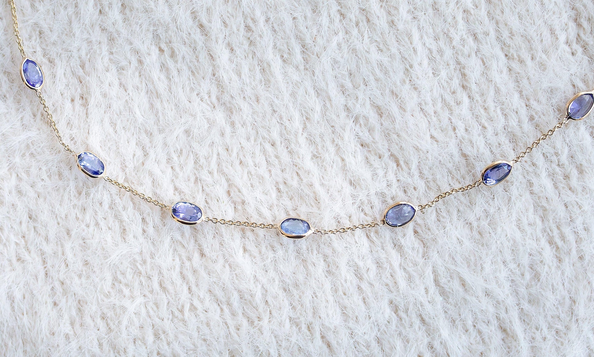 Midnight Blue minimal everyday fine jewelry in solid gold and sterling 925 silver with natural gemstones.