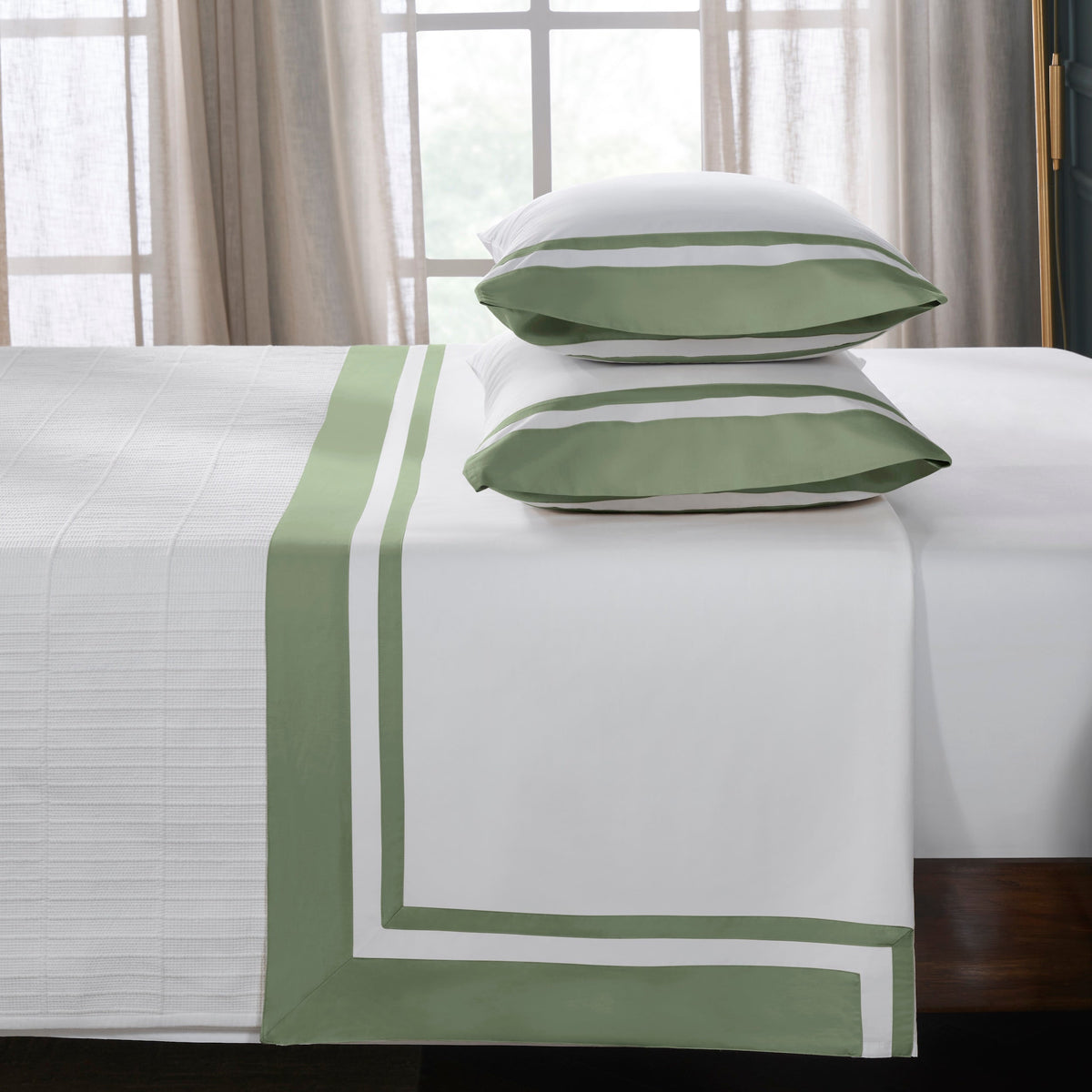 TFL-542-3980_3|Luxurious 100% cotton sheets, soft and breathable bedding for ultimate comfort and restful sleep. Premium quality bed linens.
