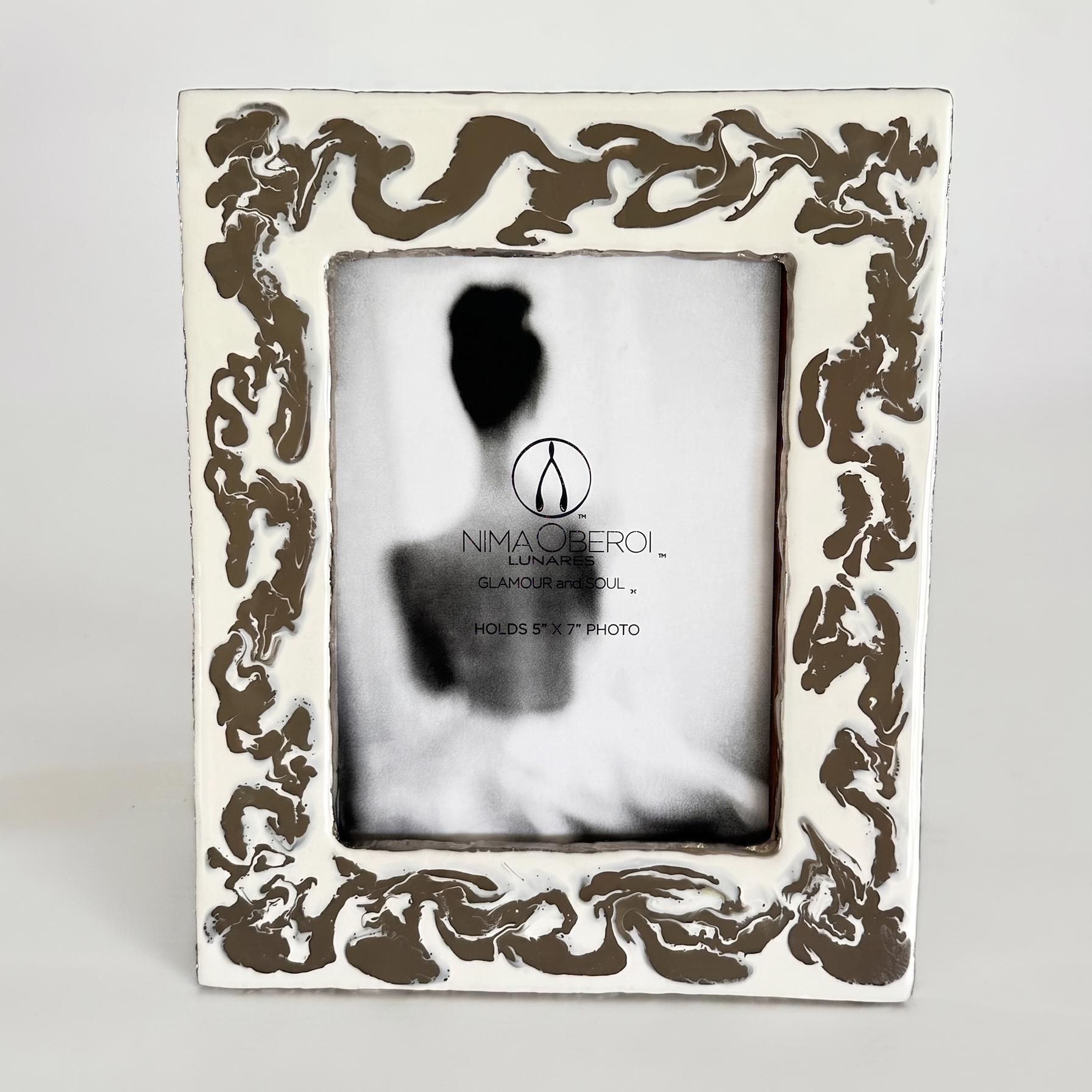 Dansbury Frames