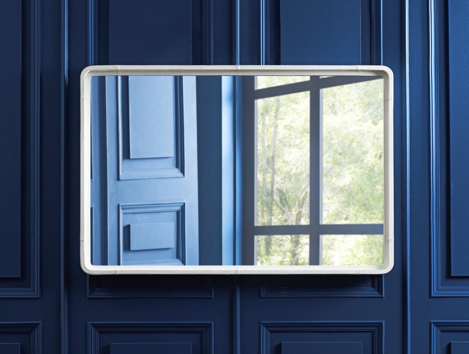 FN-5201-363554_5|Sleek horizontal wall mirror with a white leather frame, perfect for adding a contemporary and elegant touch to any room.