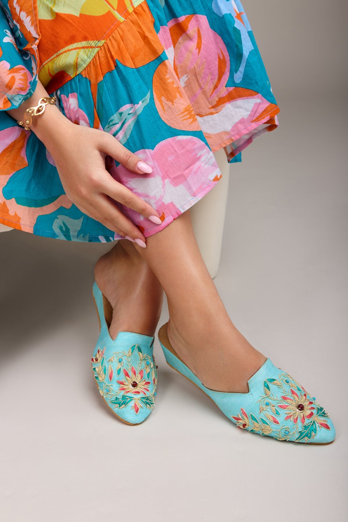 Agara Motif Shoe Mule - Aqua