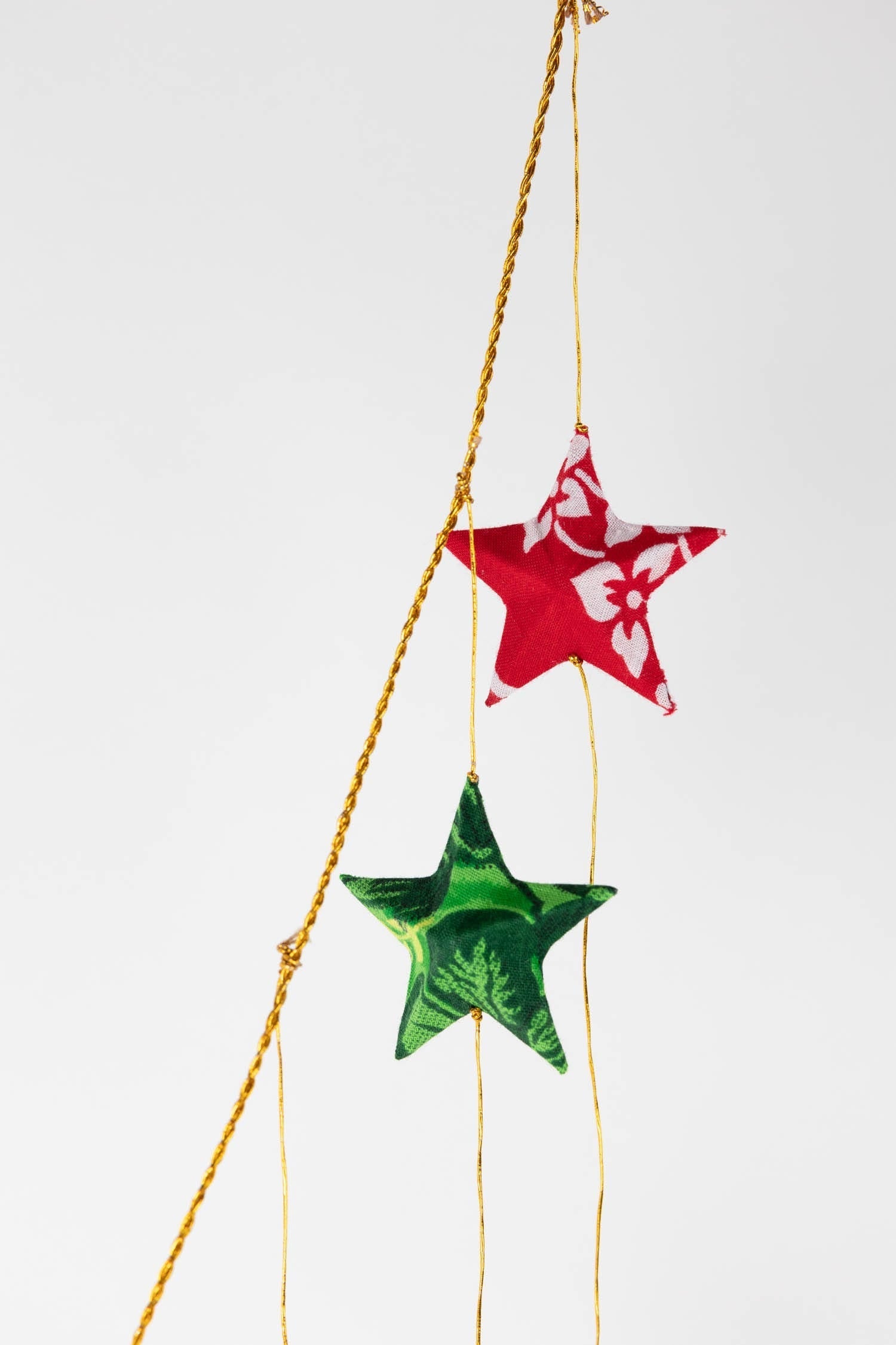 Upcycled Sari Star Valance - Thumbnail 4