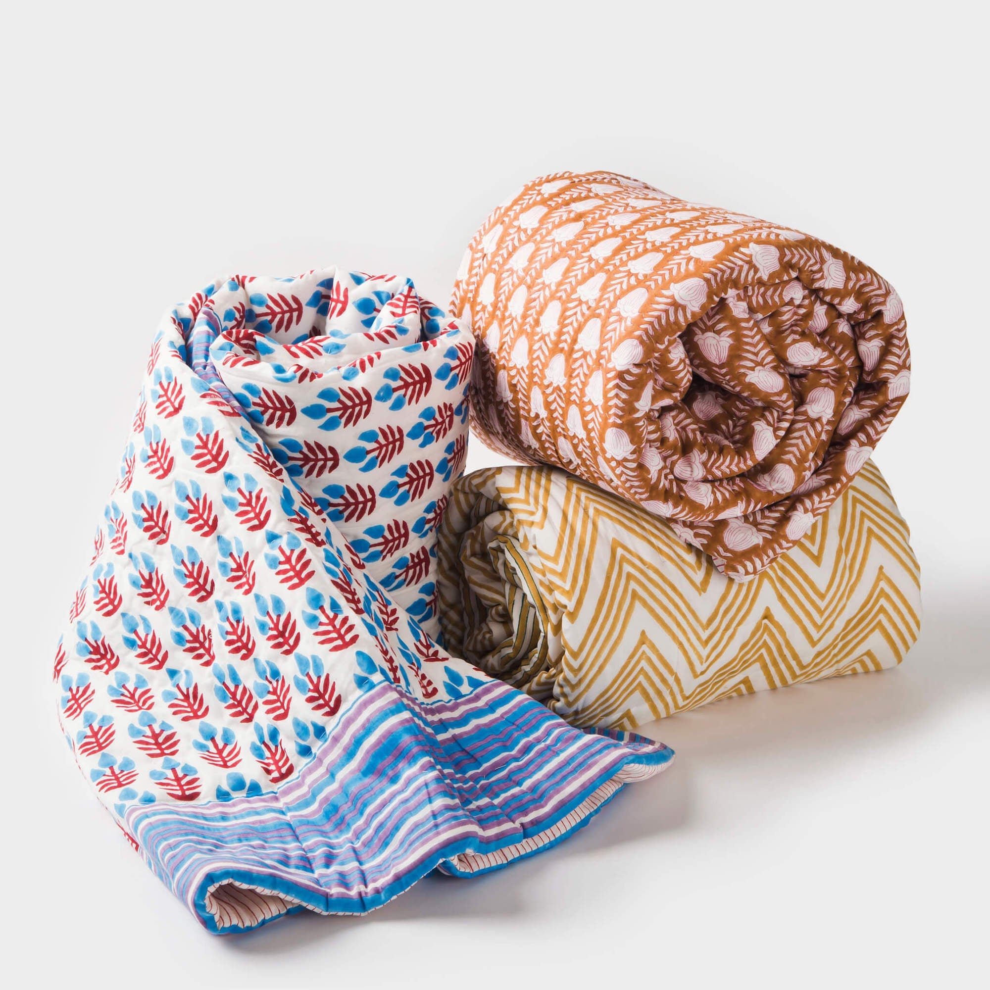 Tulip Cotton Handcrafted Throw - Thumbnail 4