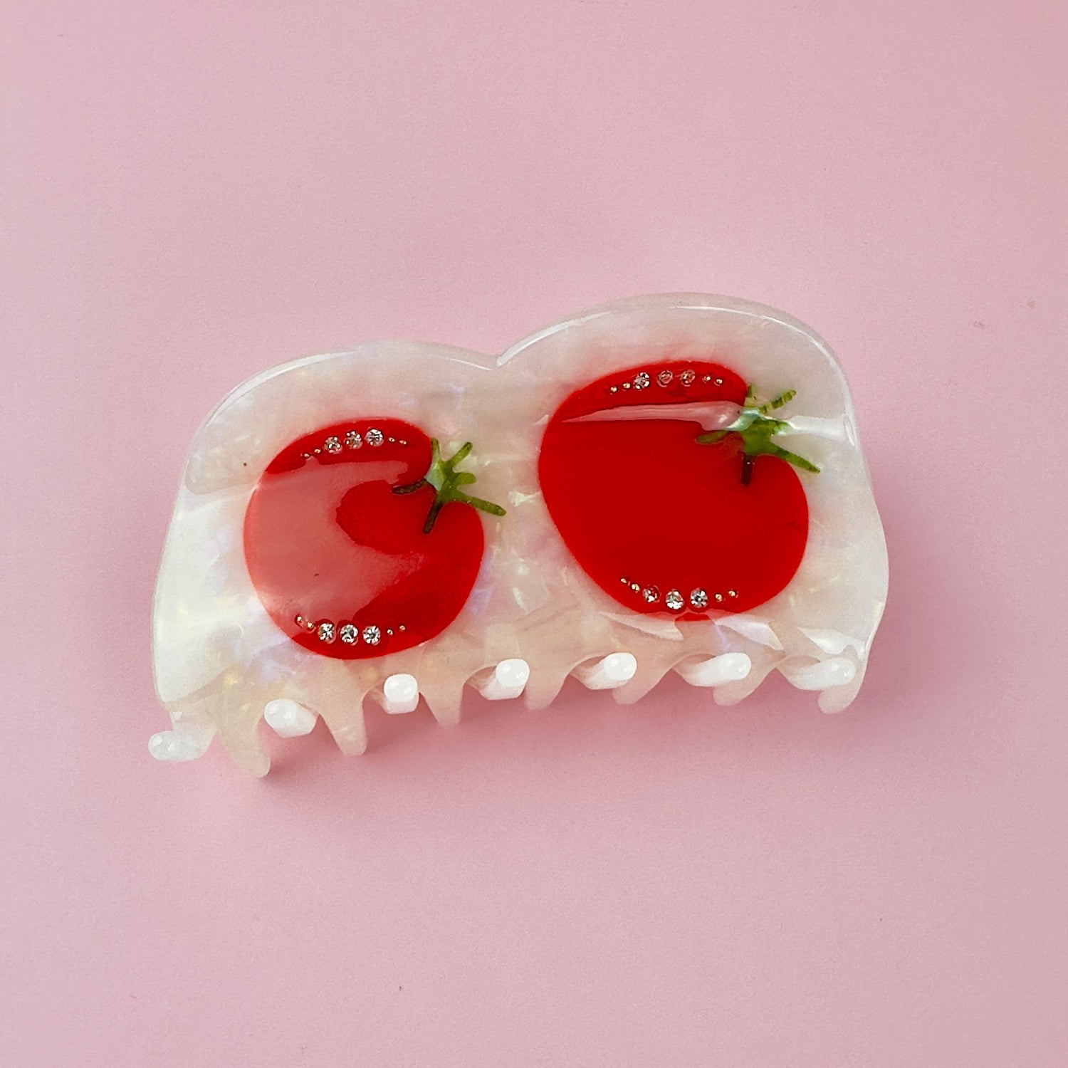 Centinelle best seller Heirloom Tomatoes Hair Claw. Handmade on cellulose acetate, with splice technique, exquisite miniature details and crystals, that are tied directly to its value and make them unique and special. 