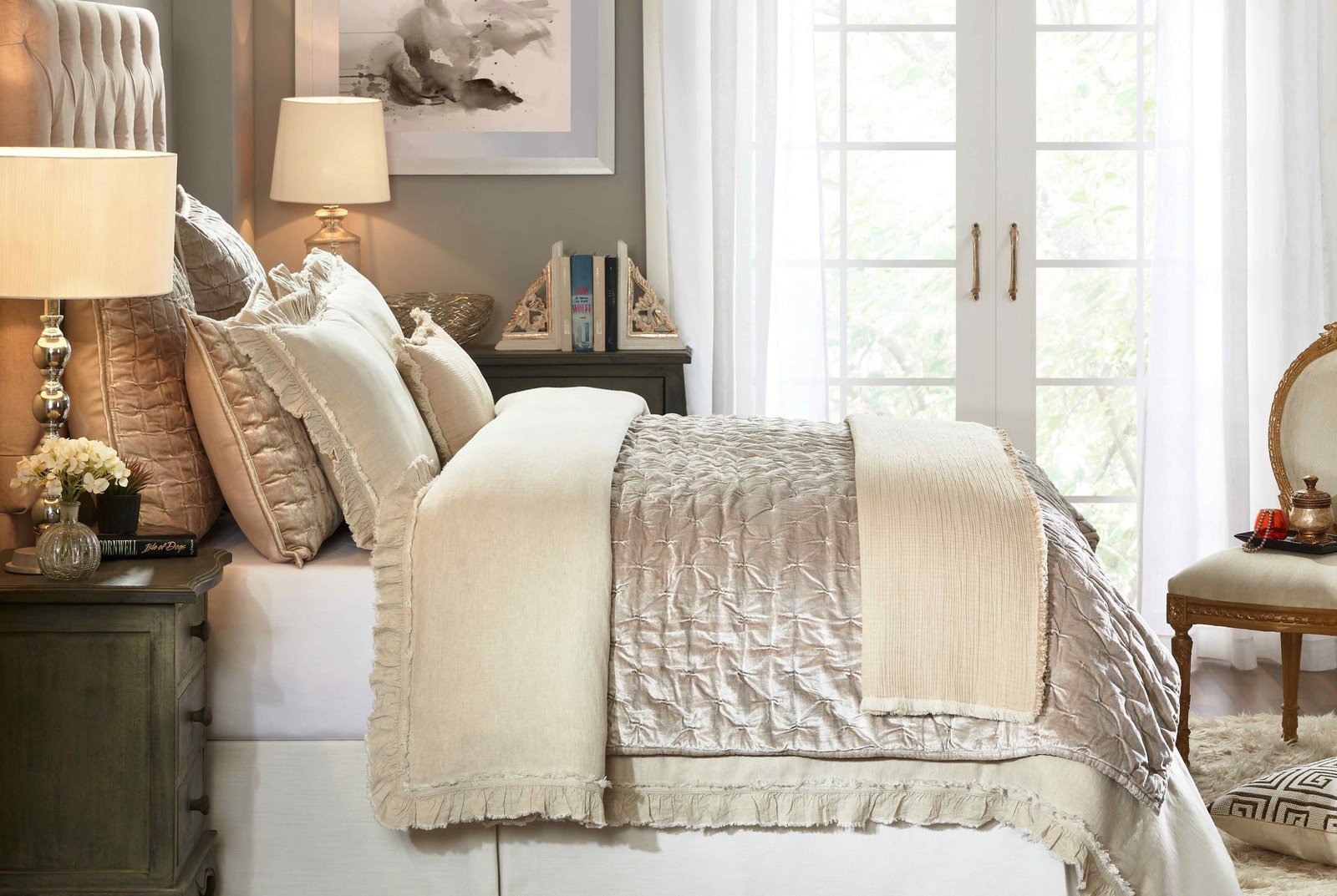 DT-018-9092_2|Natural linen-blend duvet cover in a serene beige hue, featuring stylish ruffled edges for a cozy farmhouse bedroom aesthetic.